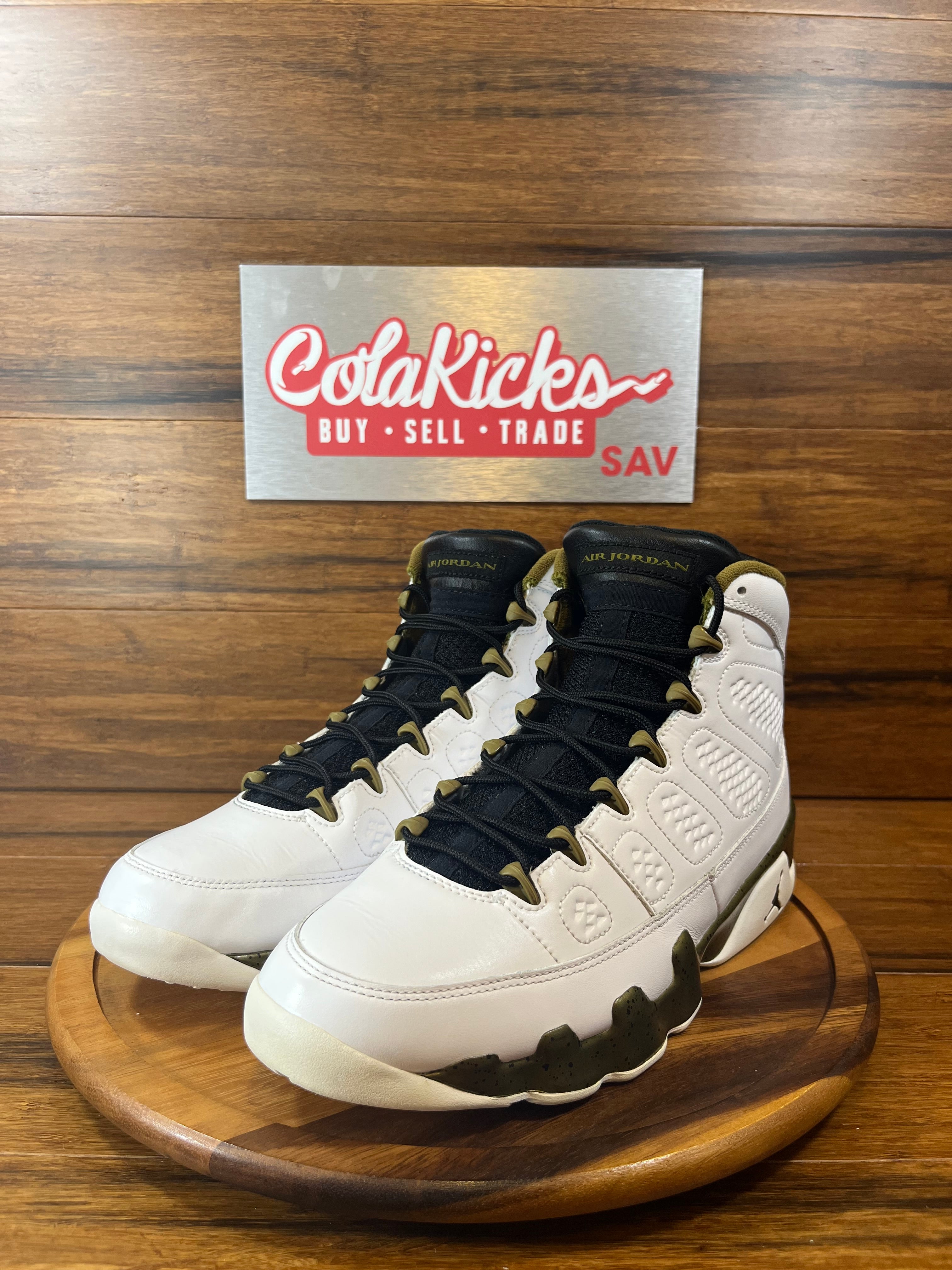 Jordan 9 Retro Statue