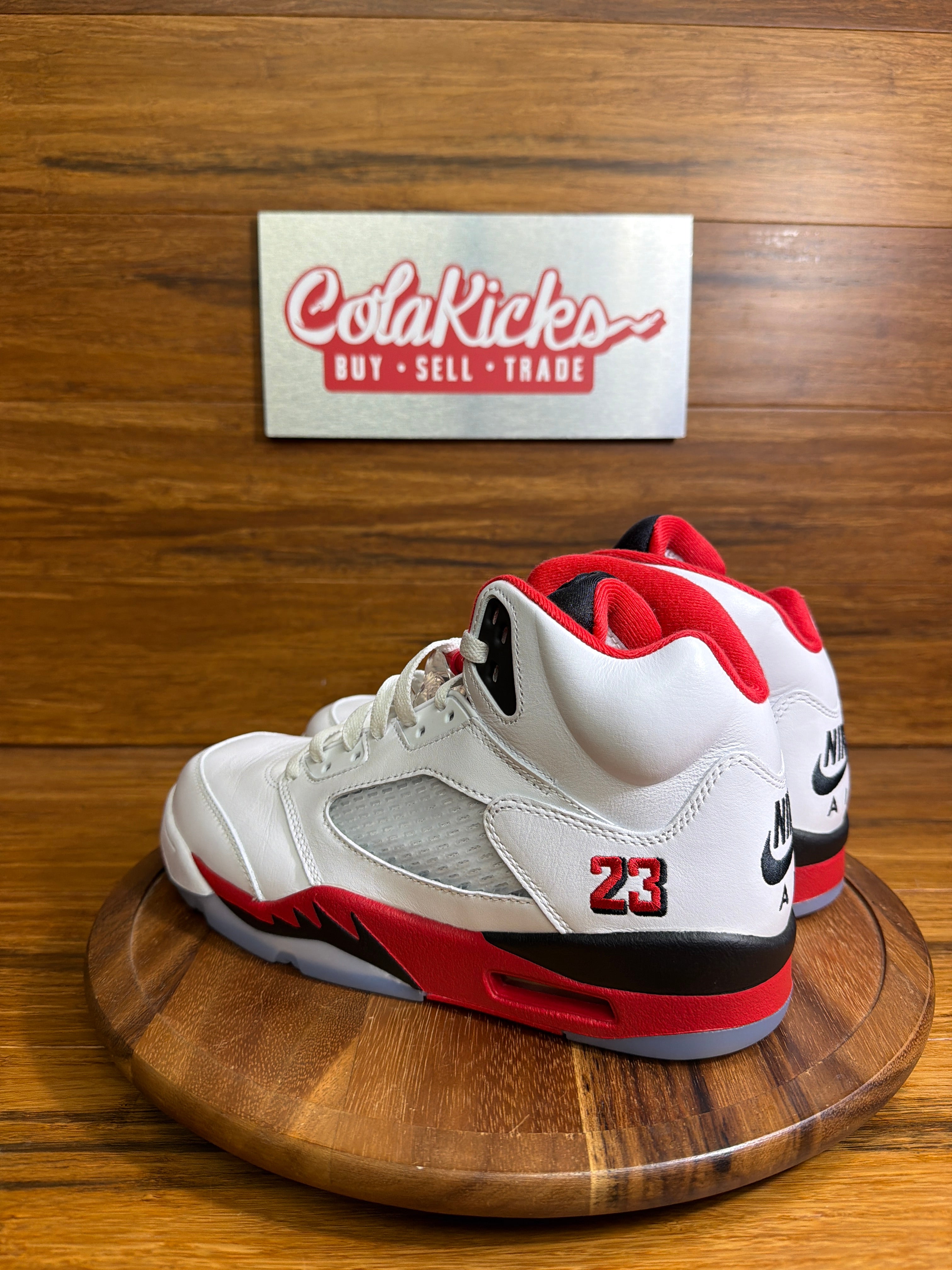 Jordan 5 Retro Fire Red Black Tongue (2025)