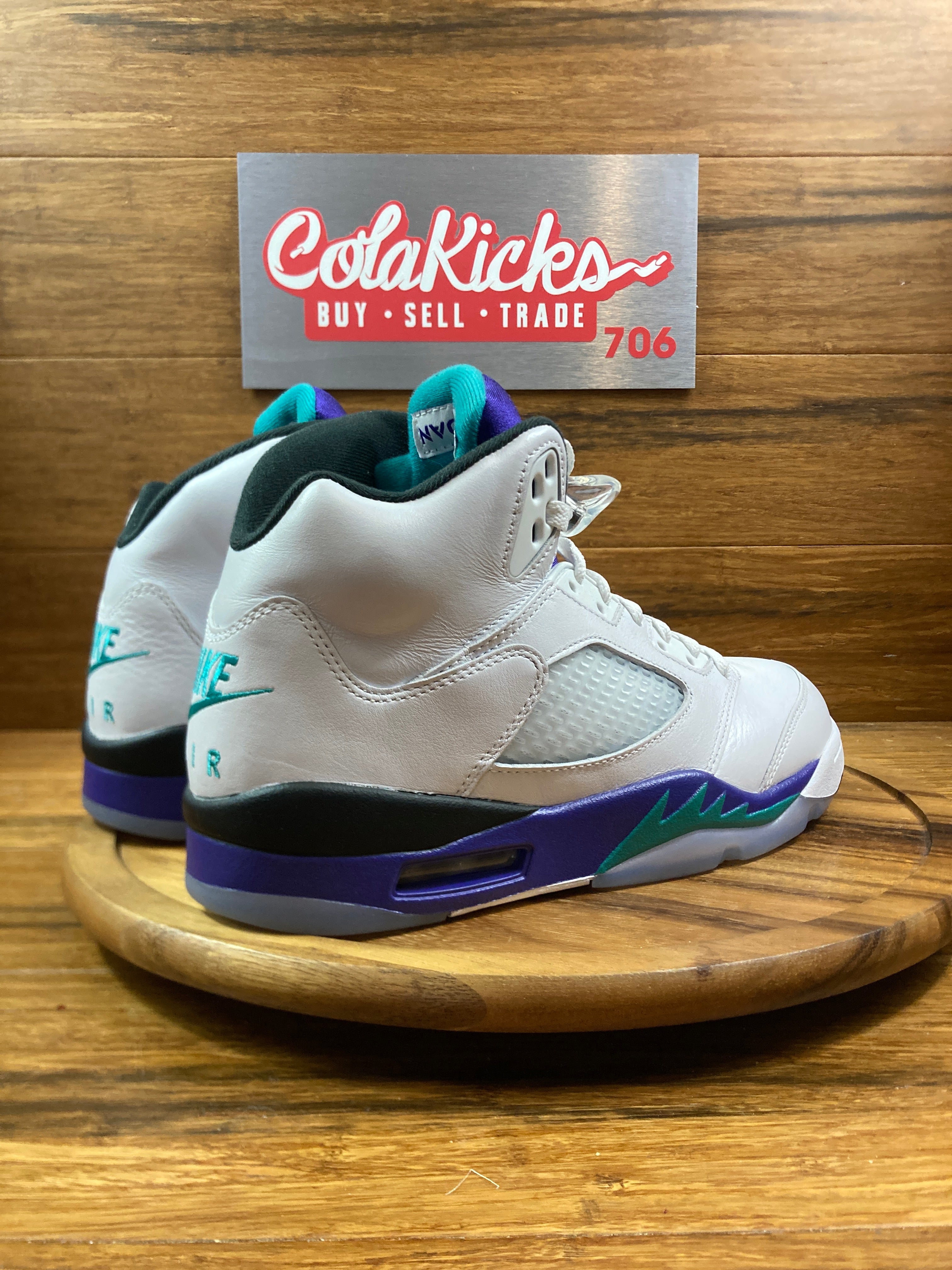 Jordan 5 Retro Grape (2025)