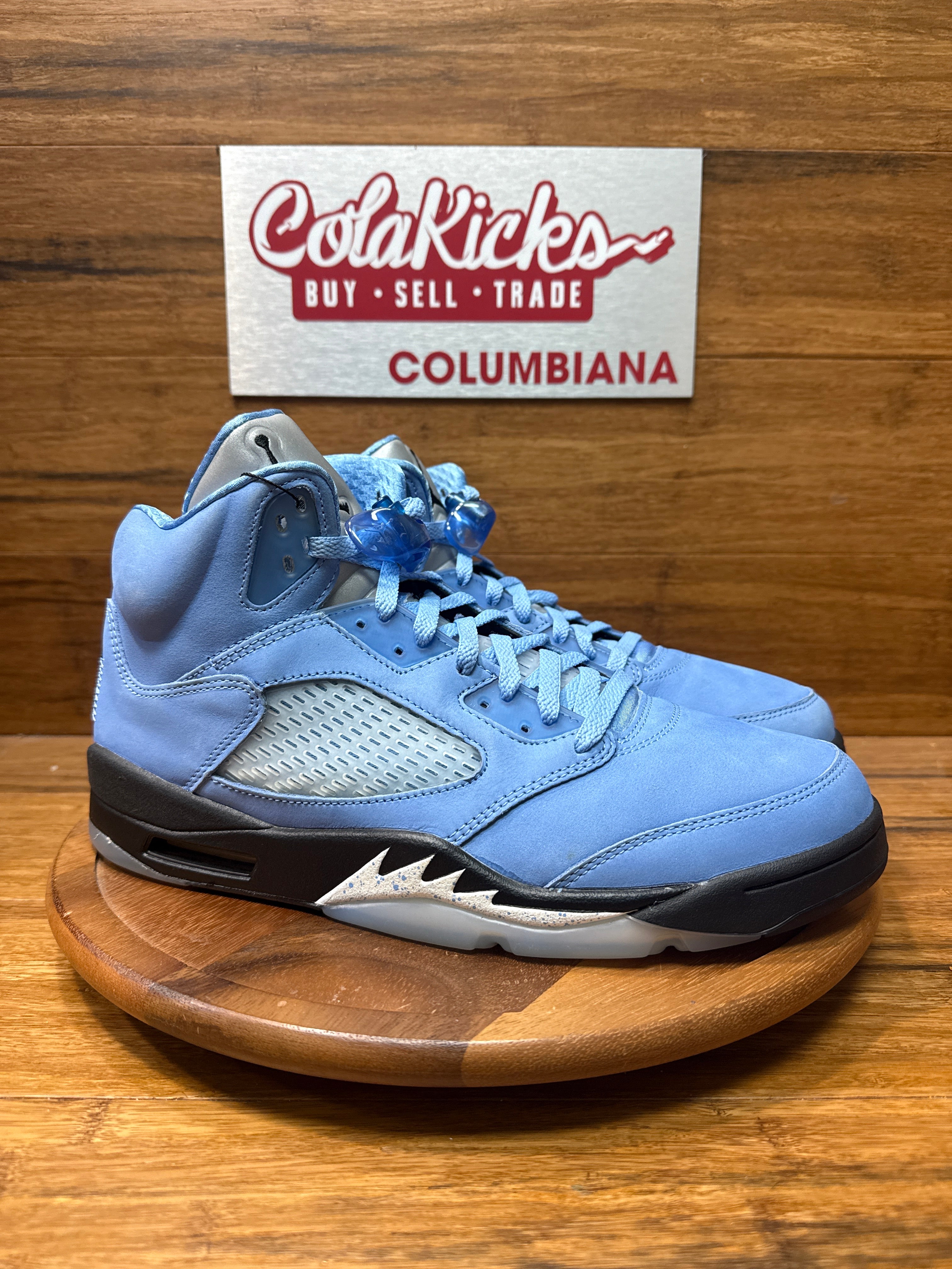 Jordan 5 Retro UNC University Blue