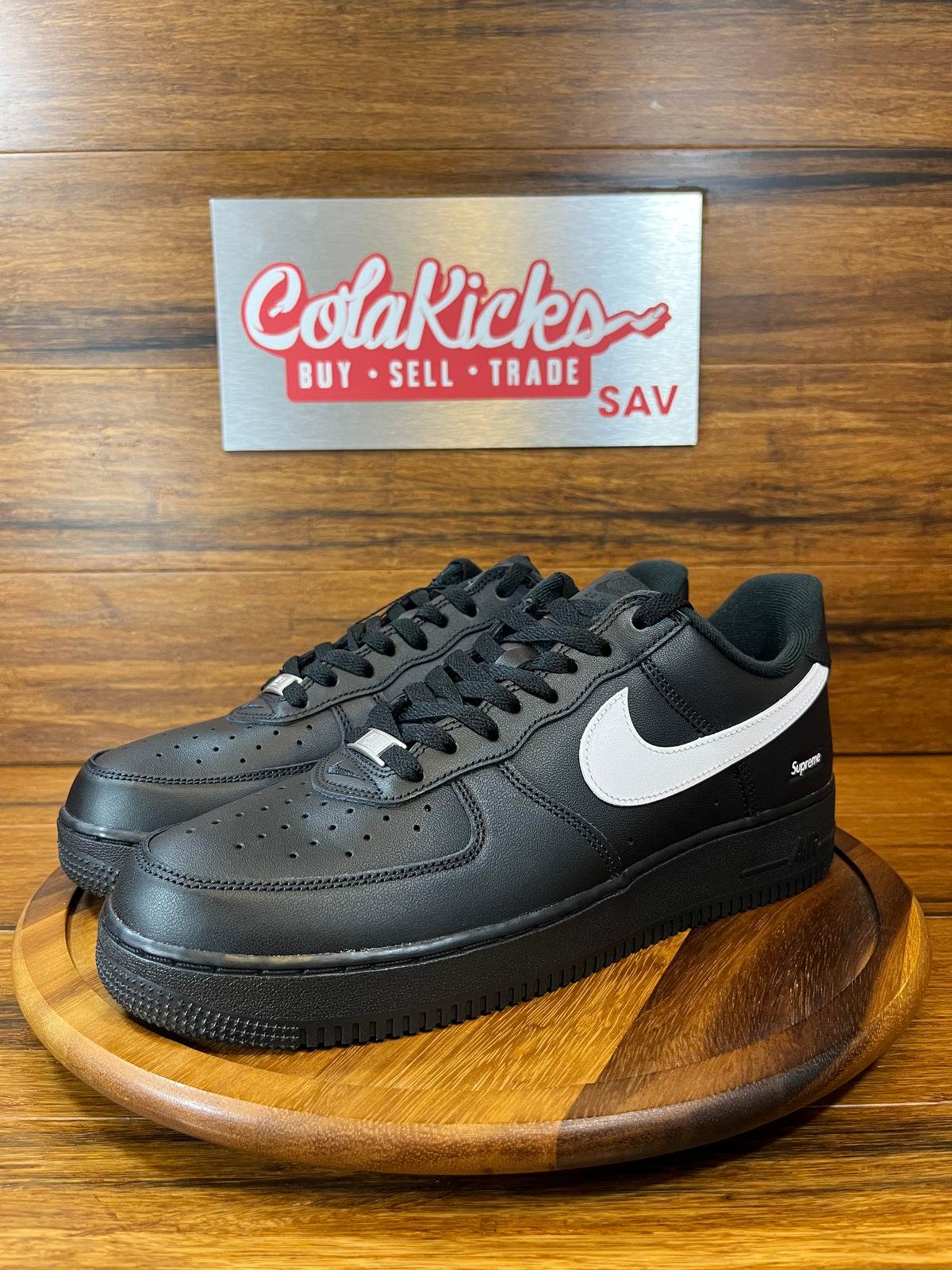 Nike Air Force 1 Low Supreme Black White (no extra laces)