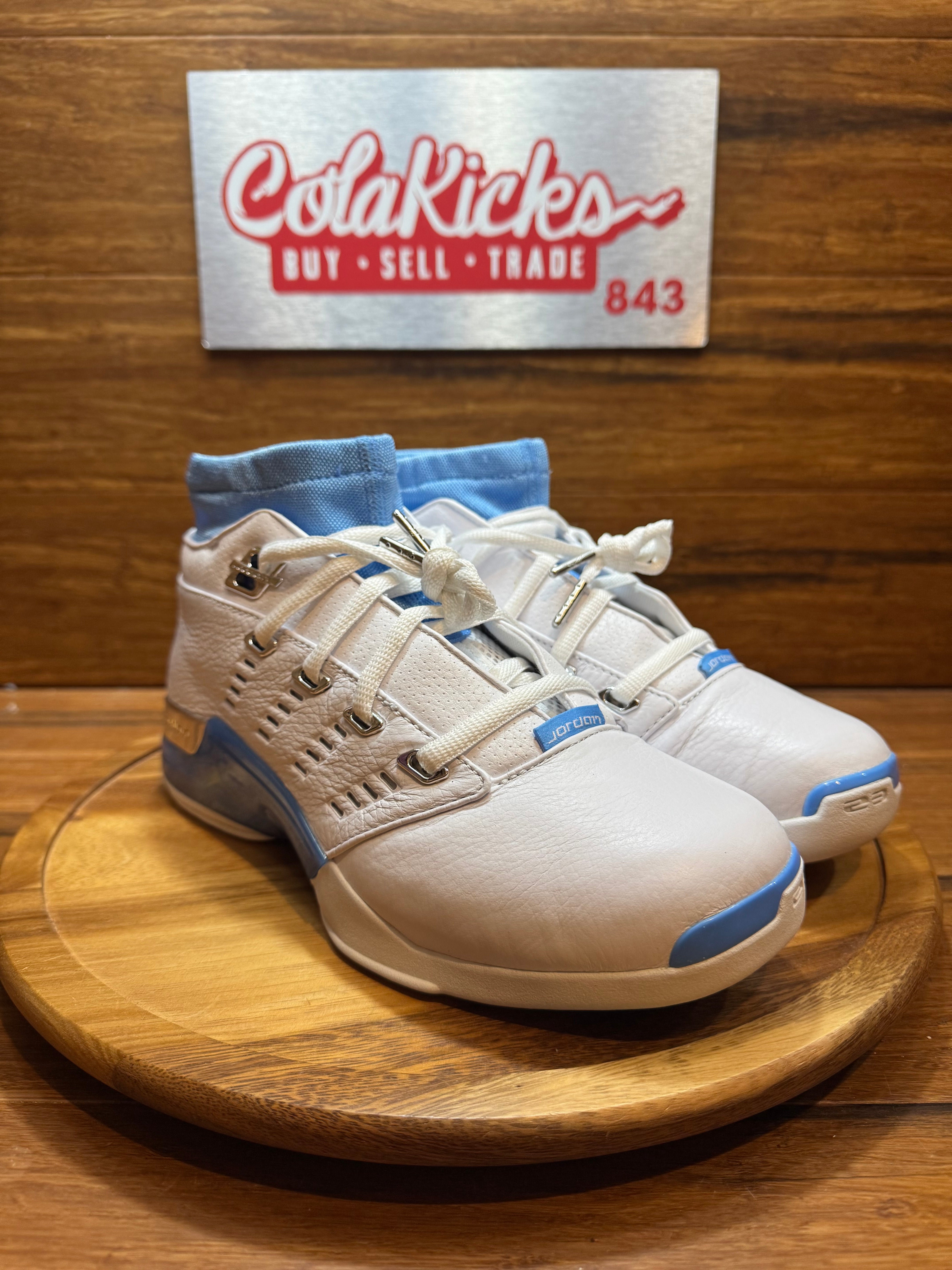 Jordan 17 Retro Low SP University Blue (2024)