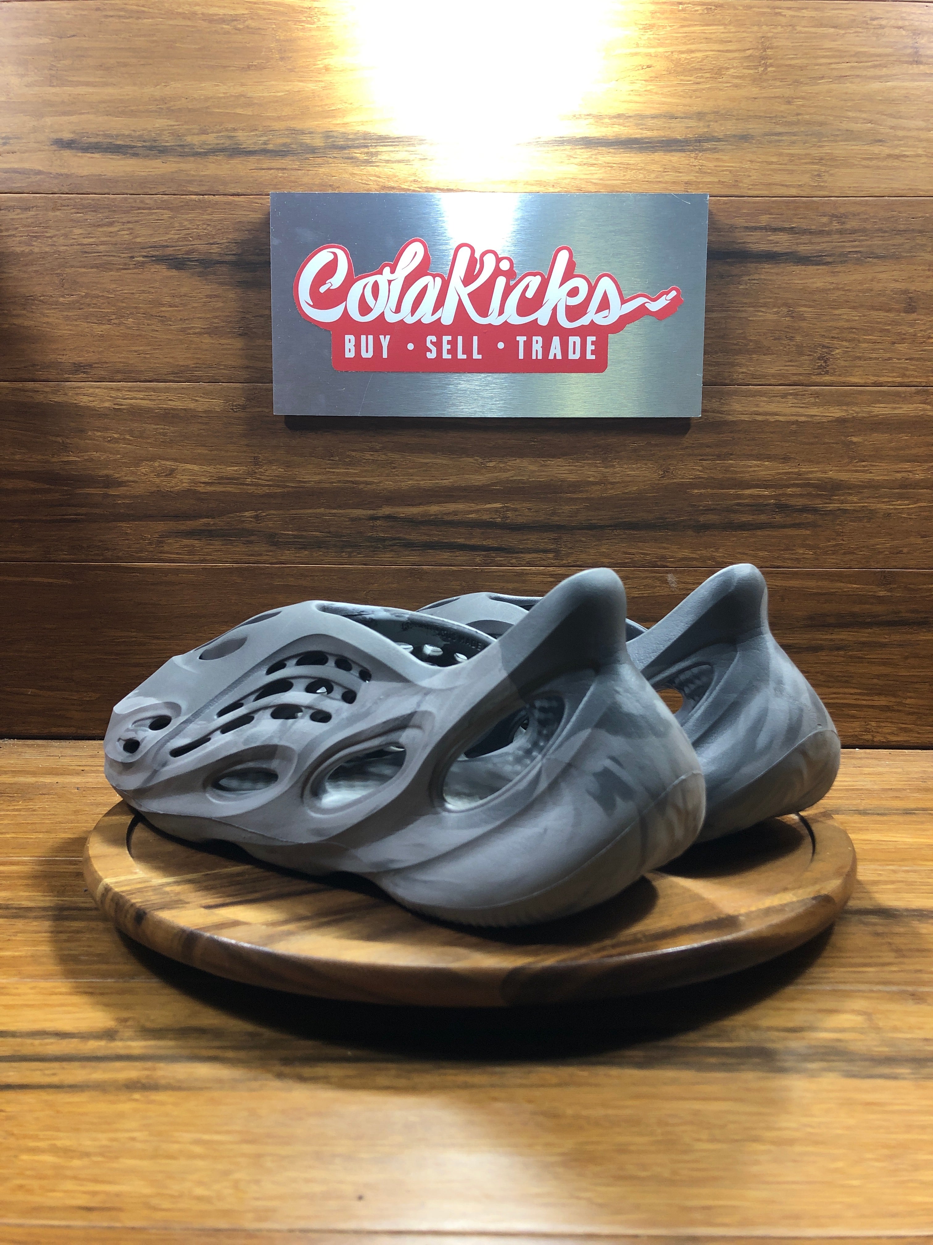 adidas Yeezy Foam RNR MX Granite