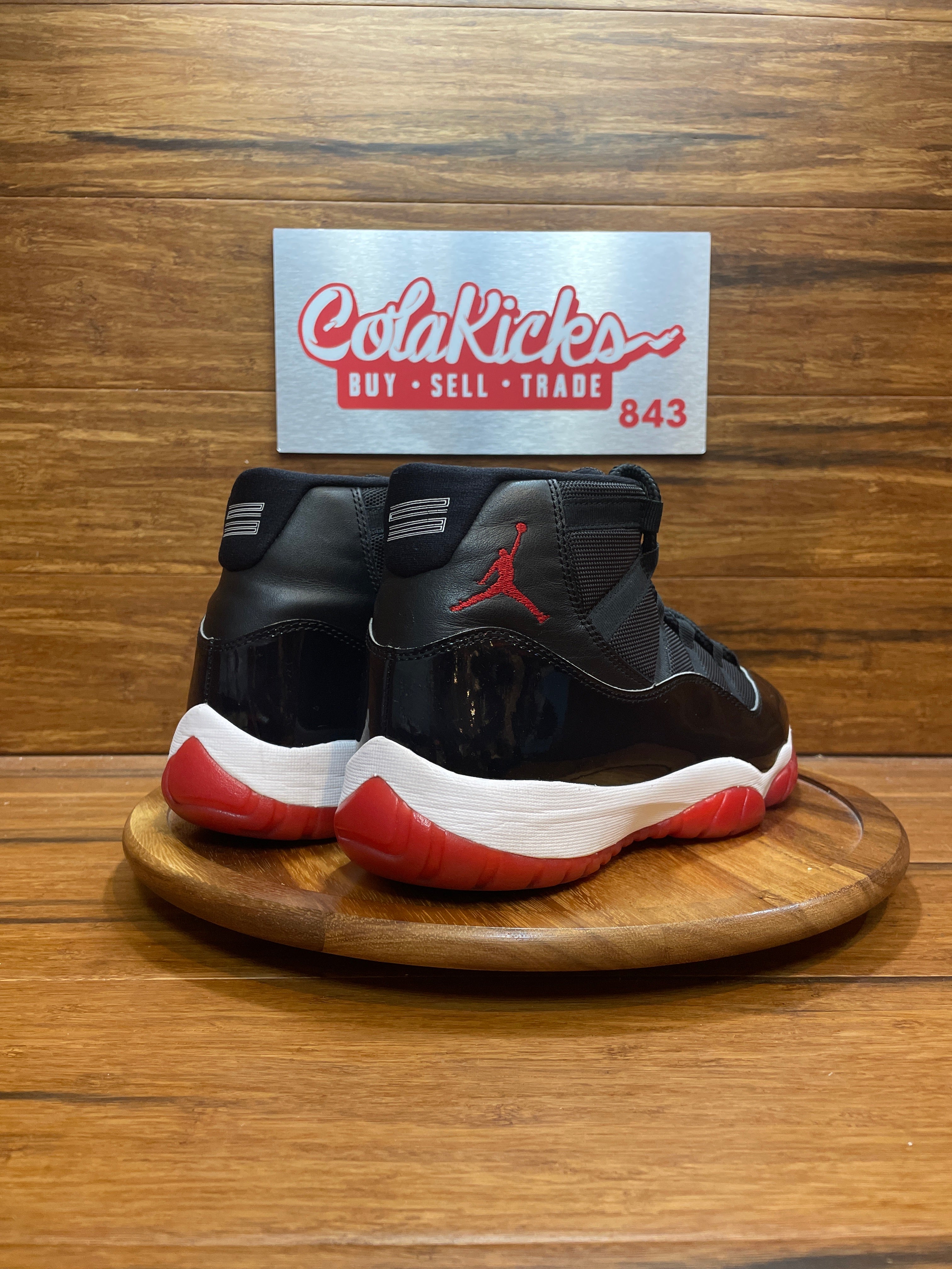 Jordan 11 Retro Playoffs Bred (2019)