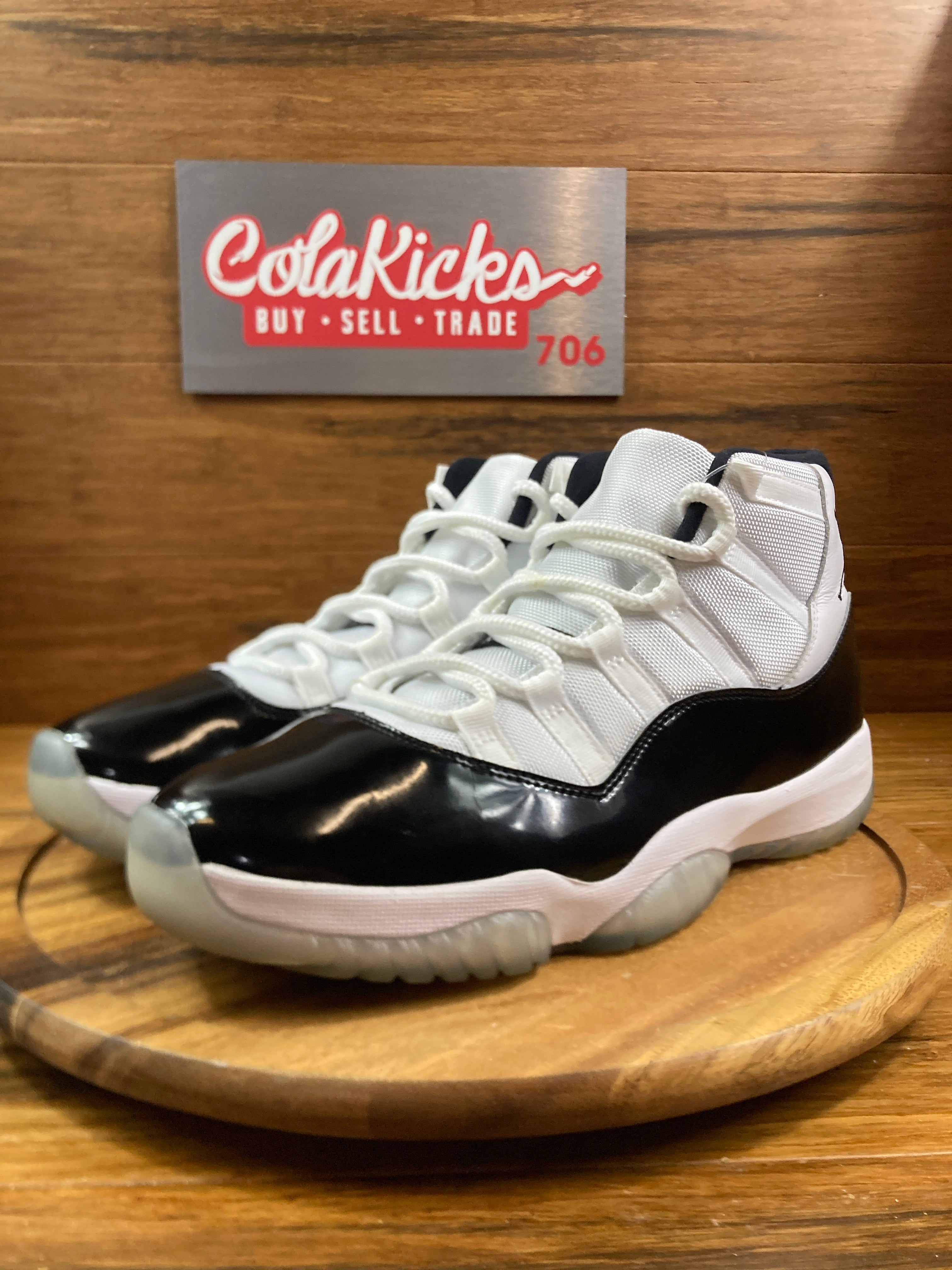 Jordan 11 Retro Concord (2018)