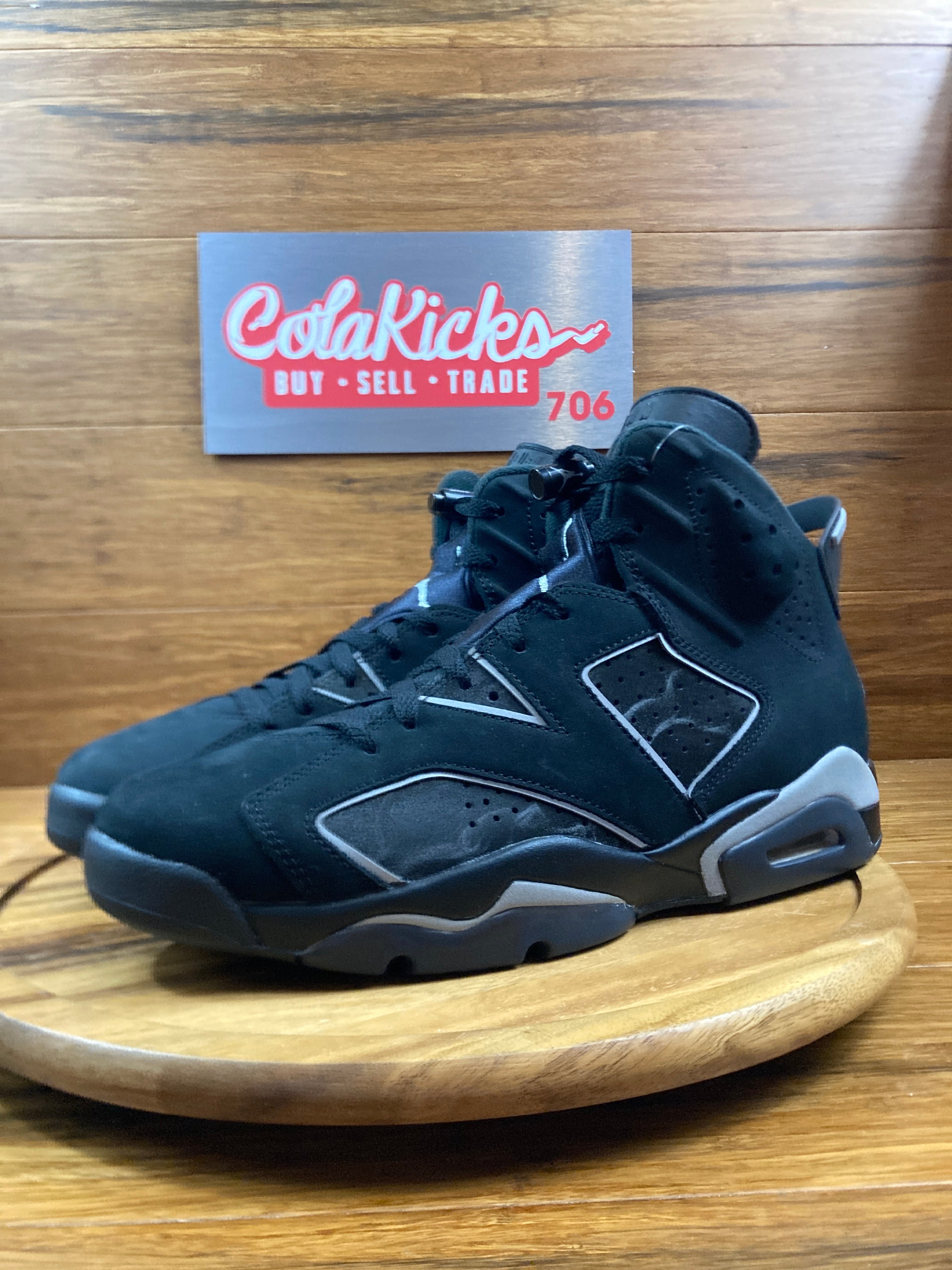 Jordan 6 Retro Cap and Gown