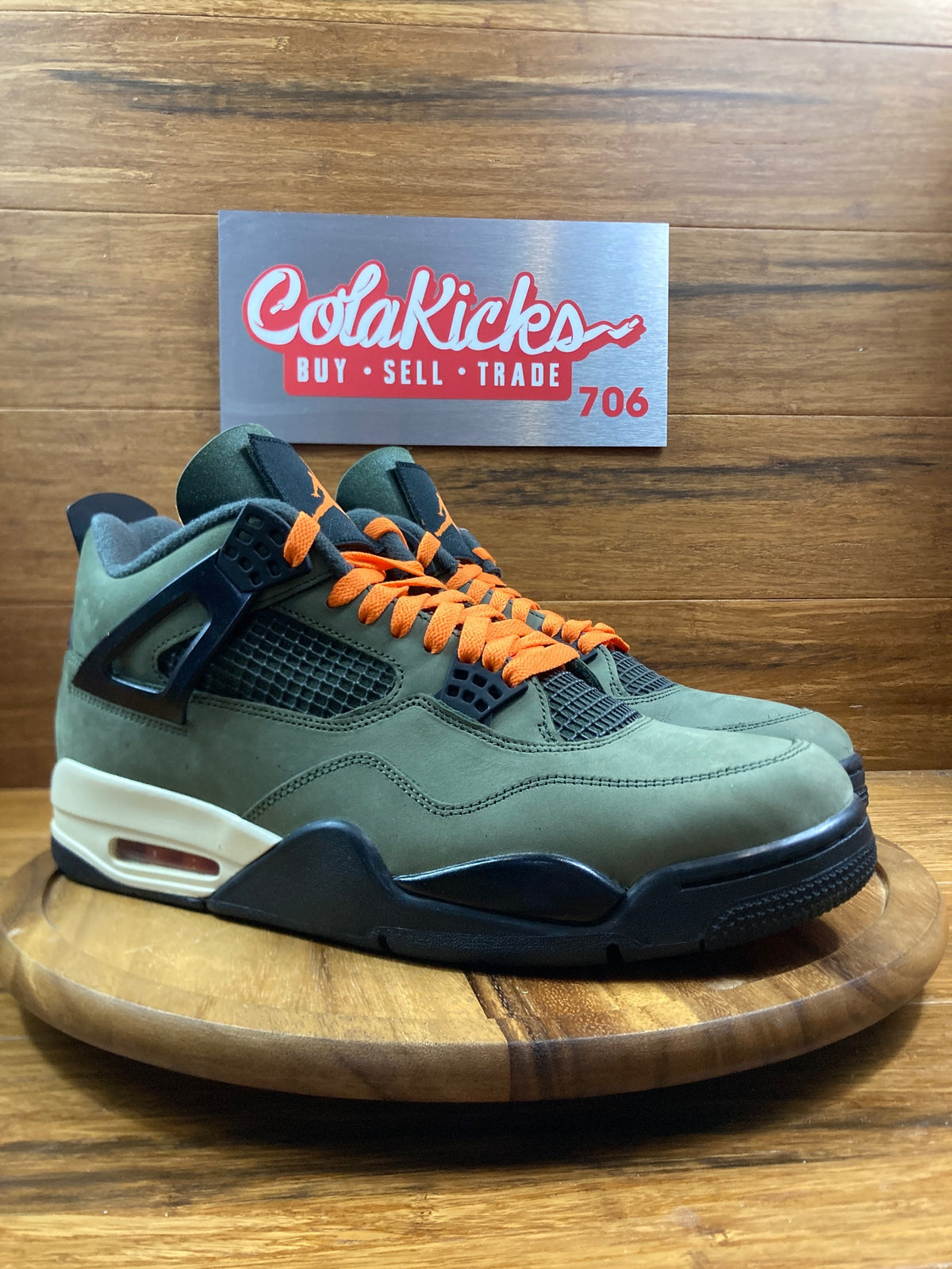Jordan 4 Retro OG SP Undefeated (2025)