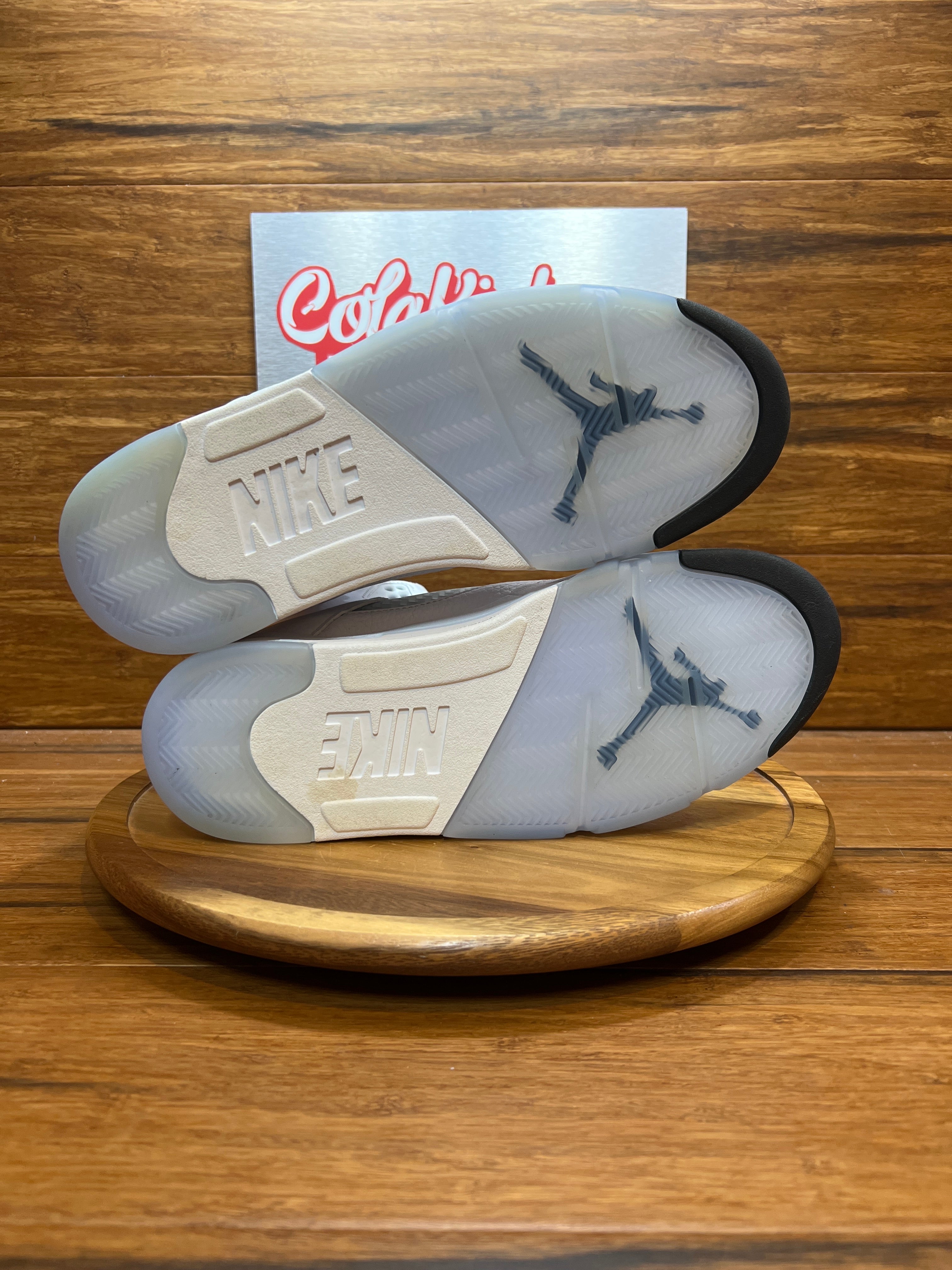Jordan 5 Retro White Metallic (2026)