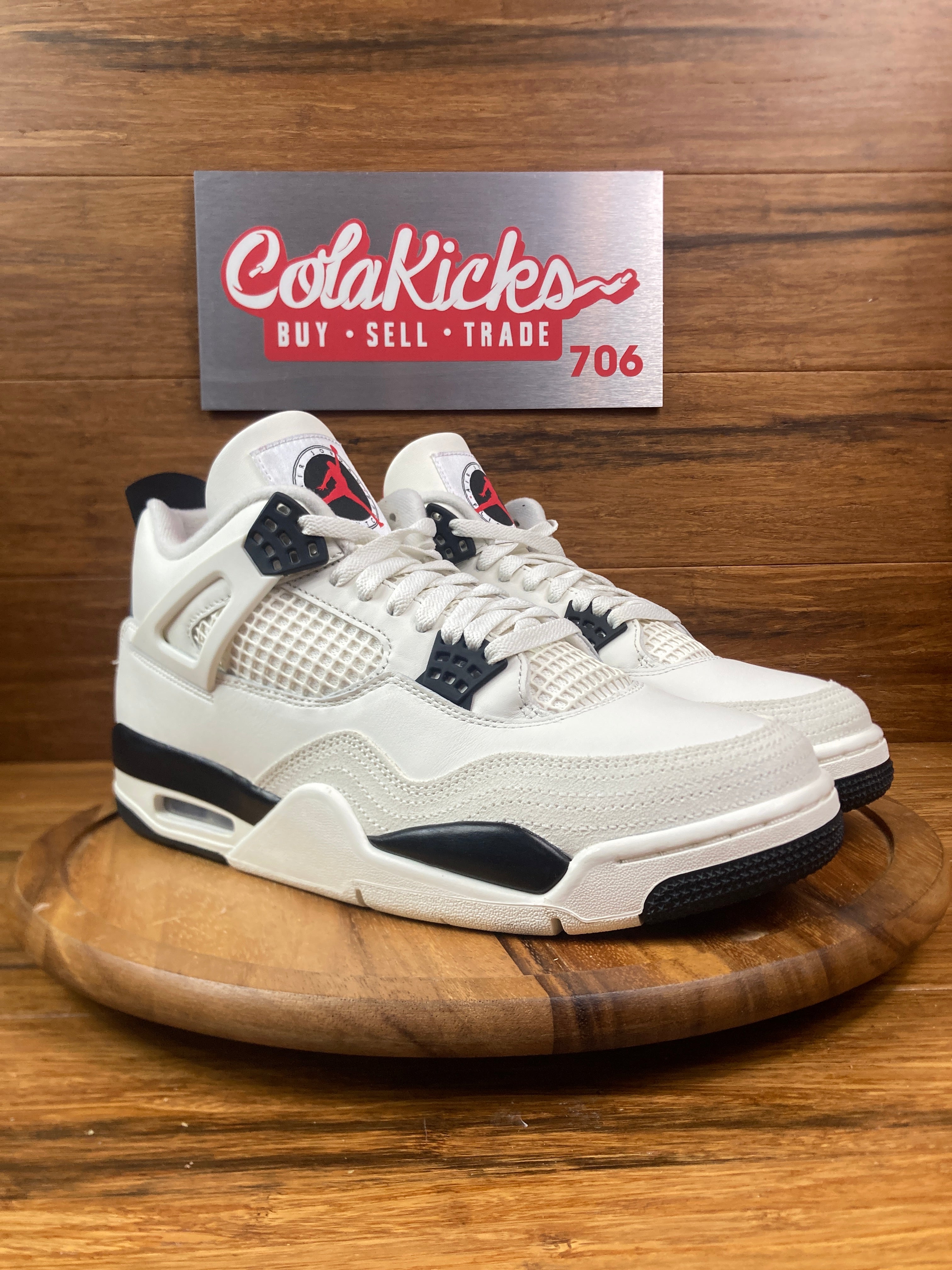 Jordan 4 Retro OG Flight Club
