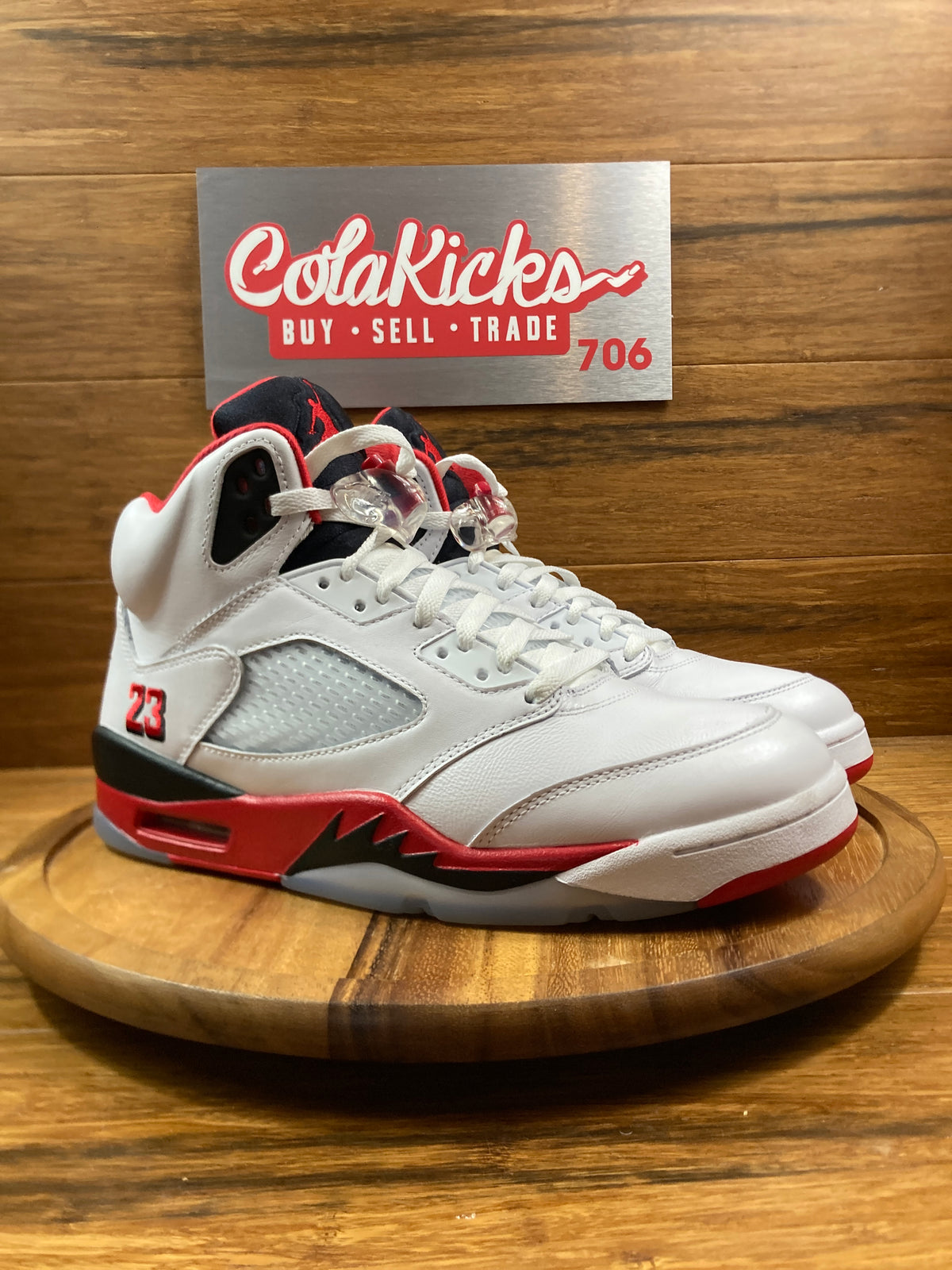 Jordan 5 Retro Fire Red Black Tongue (2025)