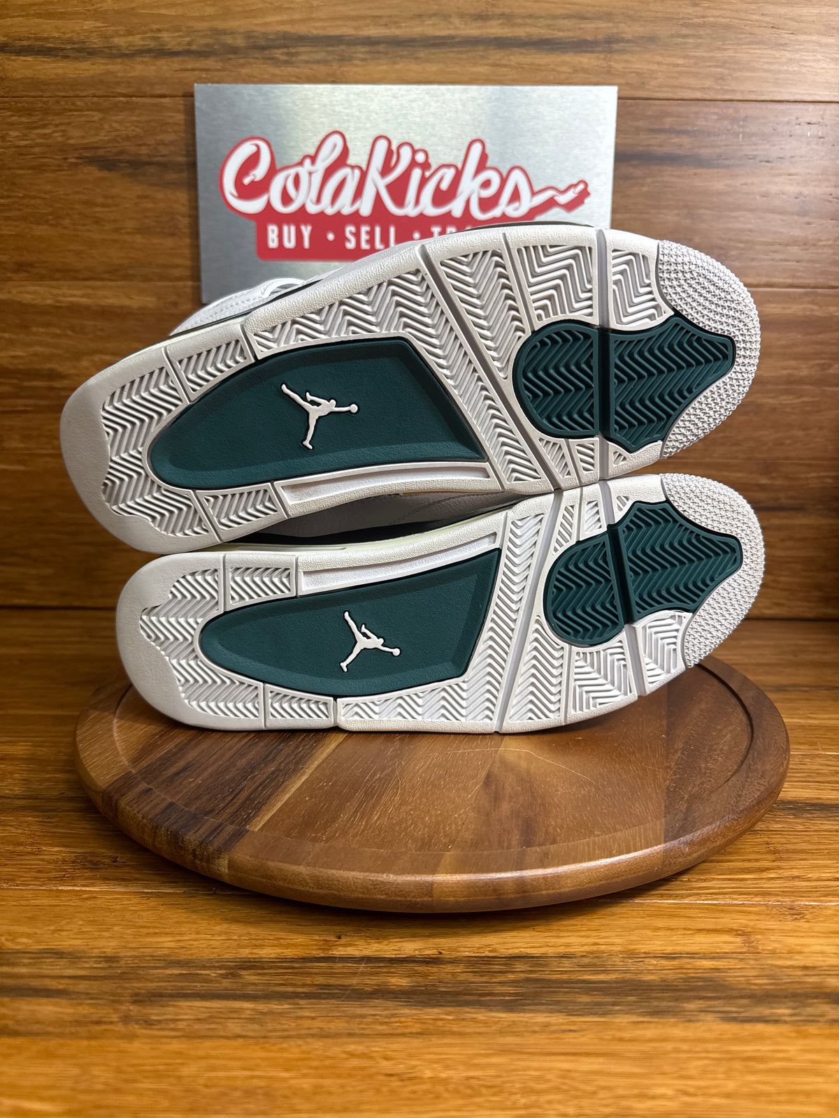 Jordan 4 Retro Oxidized Green