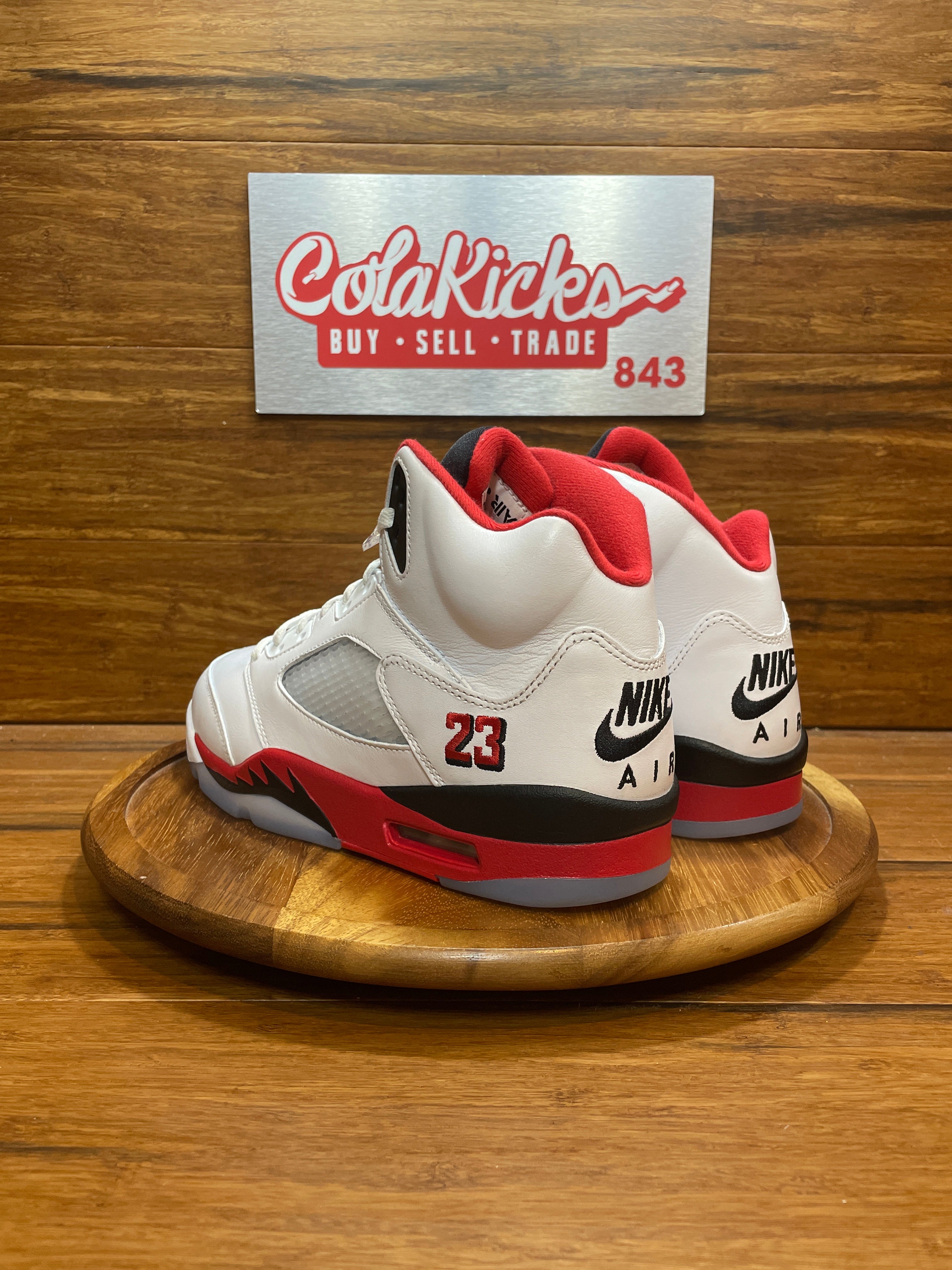 Jordan 5 Retro Fire Red Black Tongue (2025)
