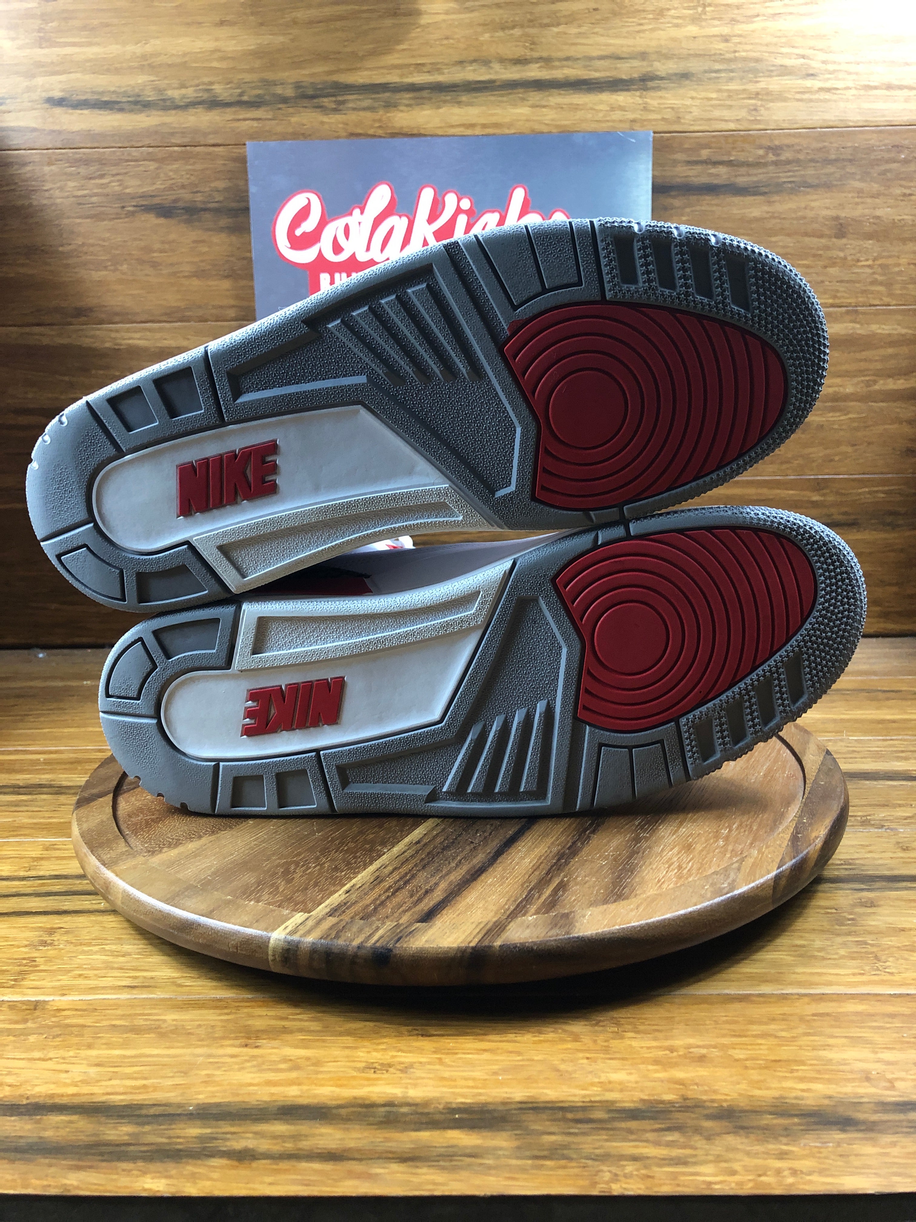 Jordan 3 Retro Fire Red (2022)