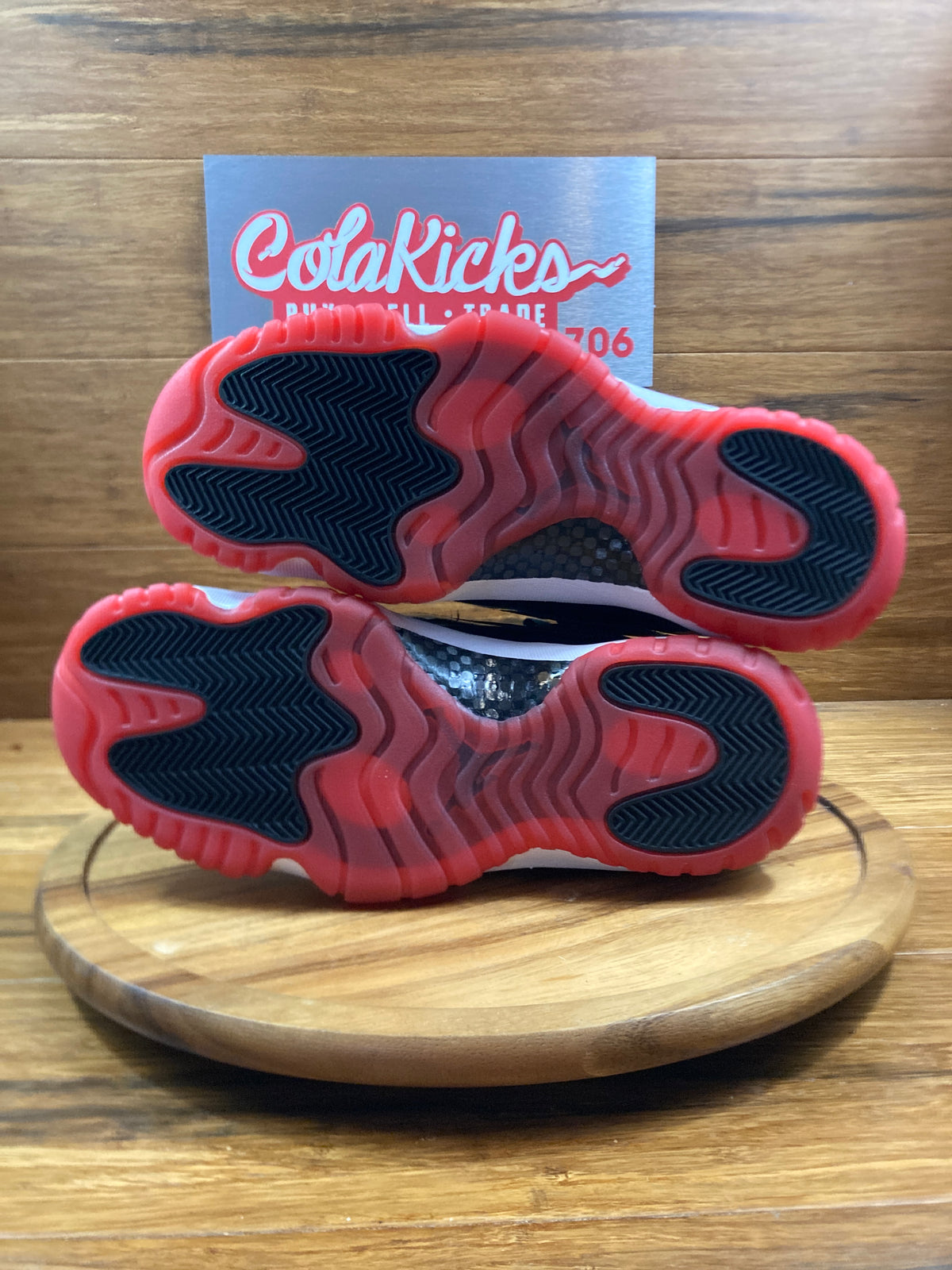 Jordan 11 Retro Low Bred (2025)