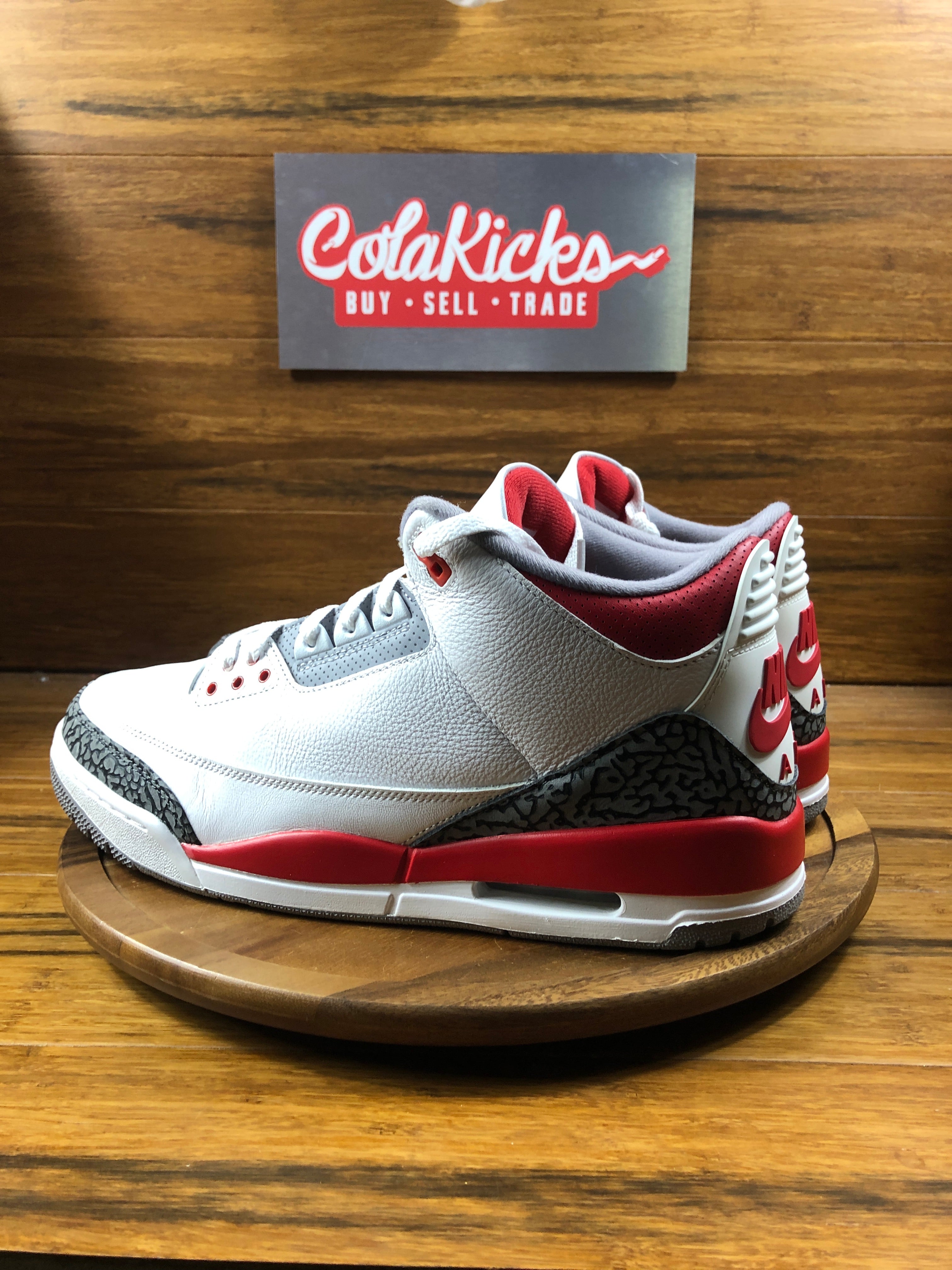 Jordan 3 Retro Fire Red (2022)