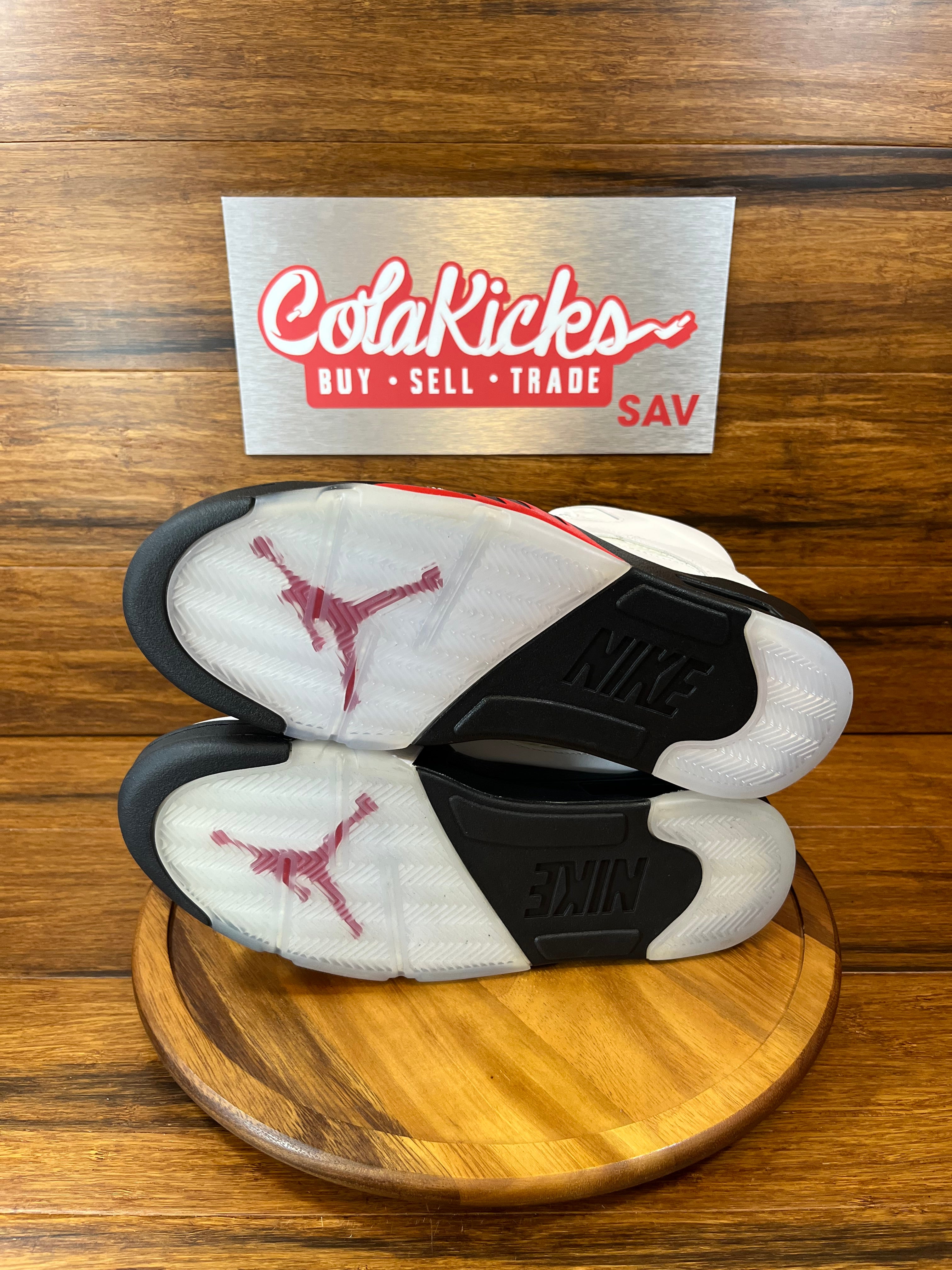 Jordan 5 Retro Fire Red Silver Tongue (slight yellowing missing lace lock) (2020)