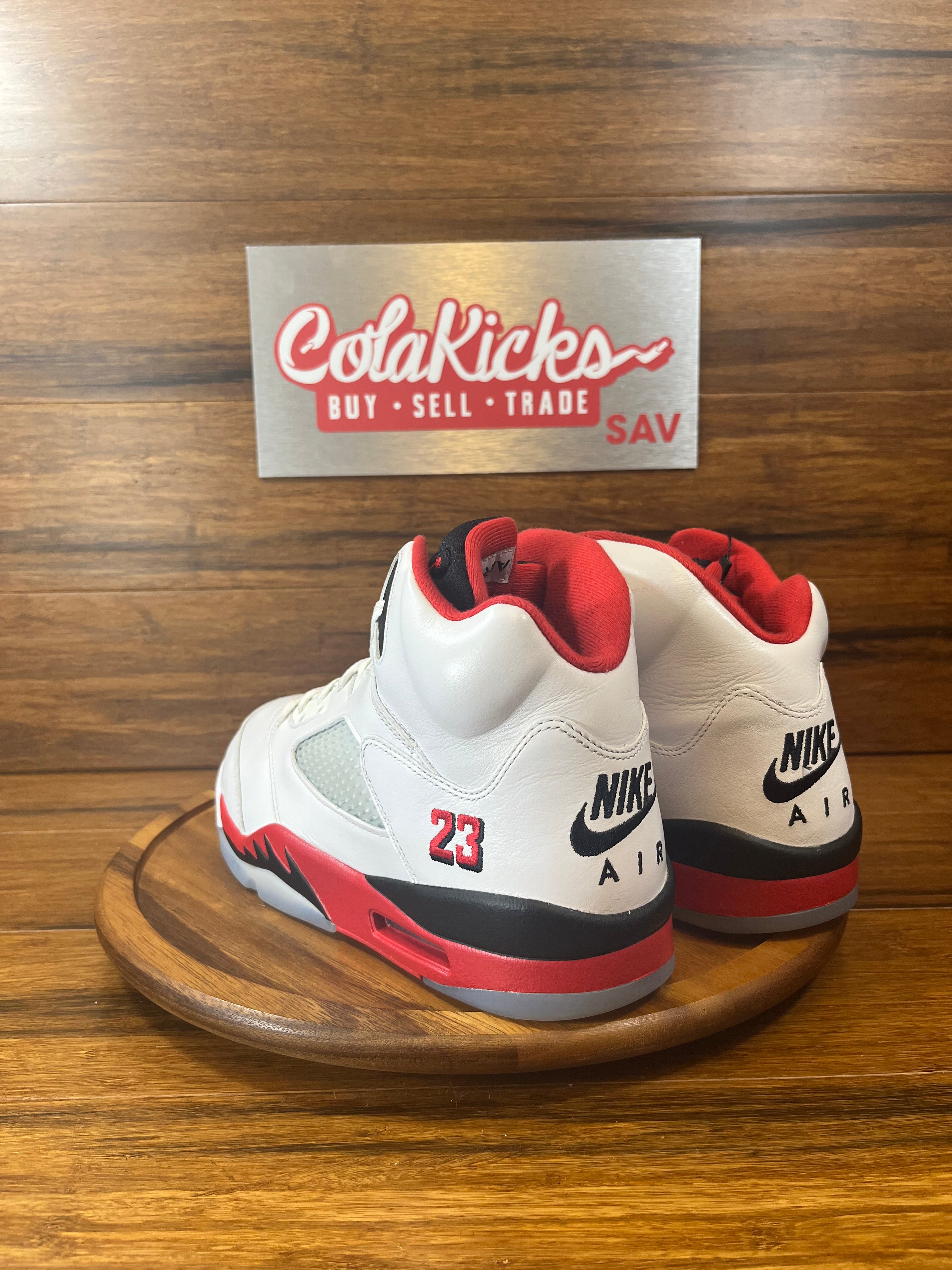 Jordan 5 Retro Fire Red Black Tongue (2025)