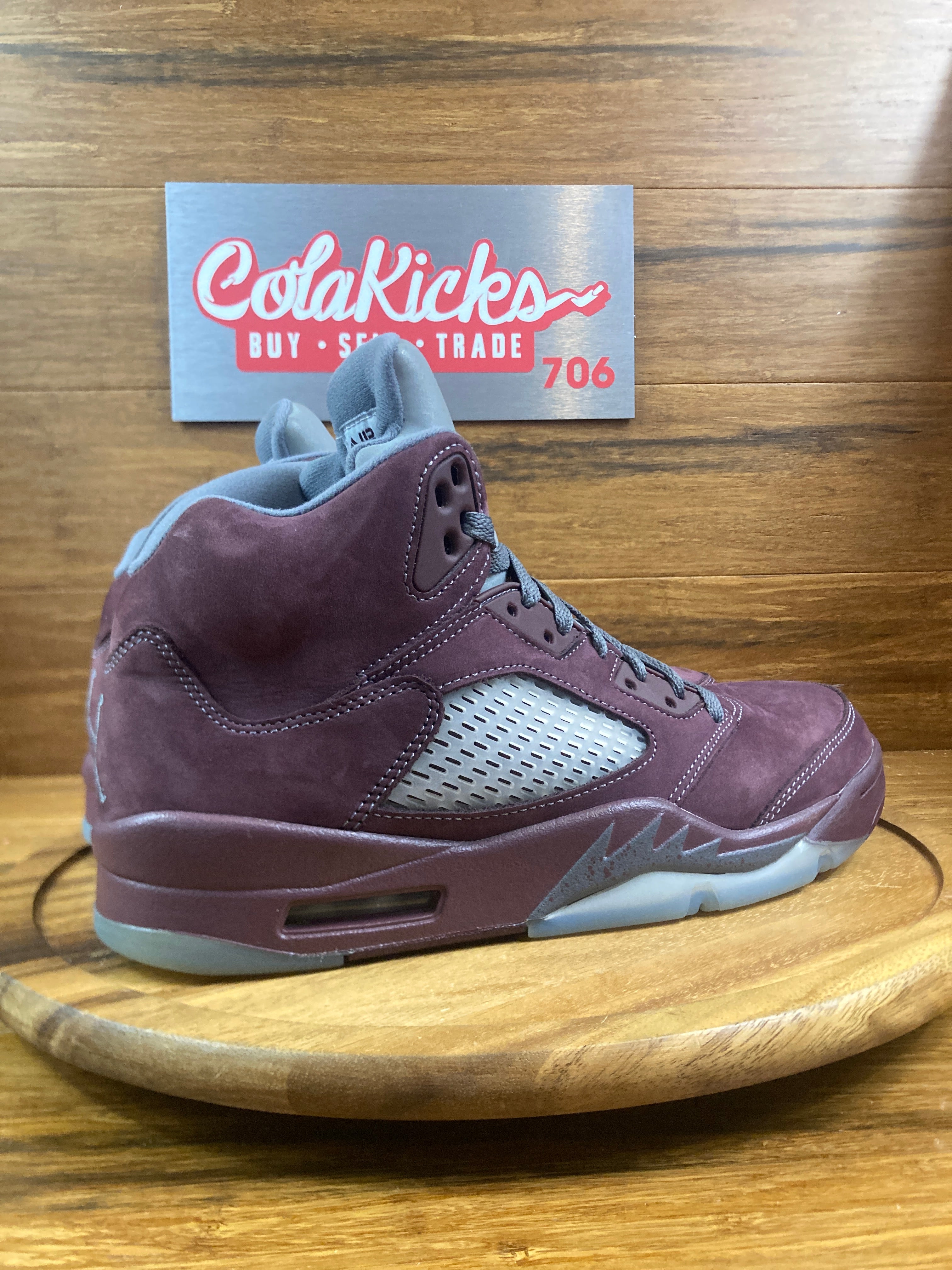 Jordan 5 Retro Burgundy (2023)
