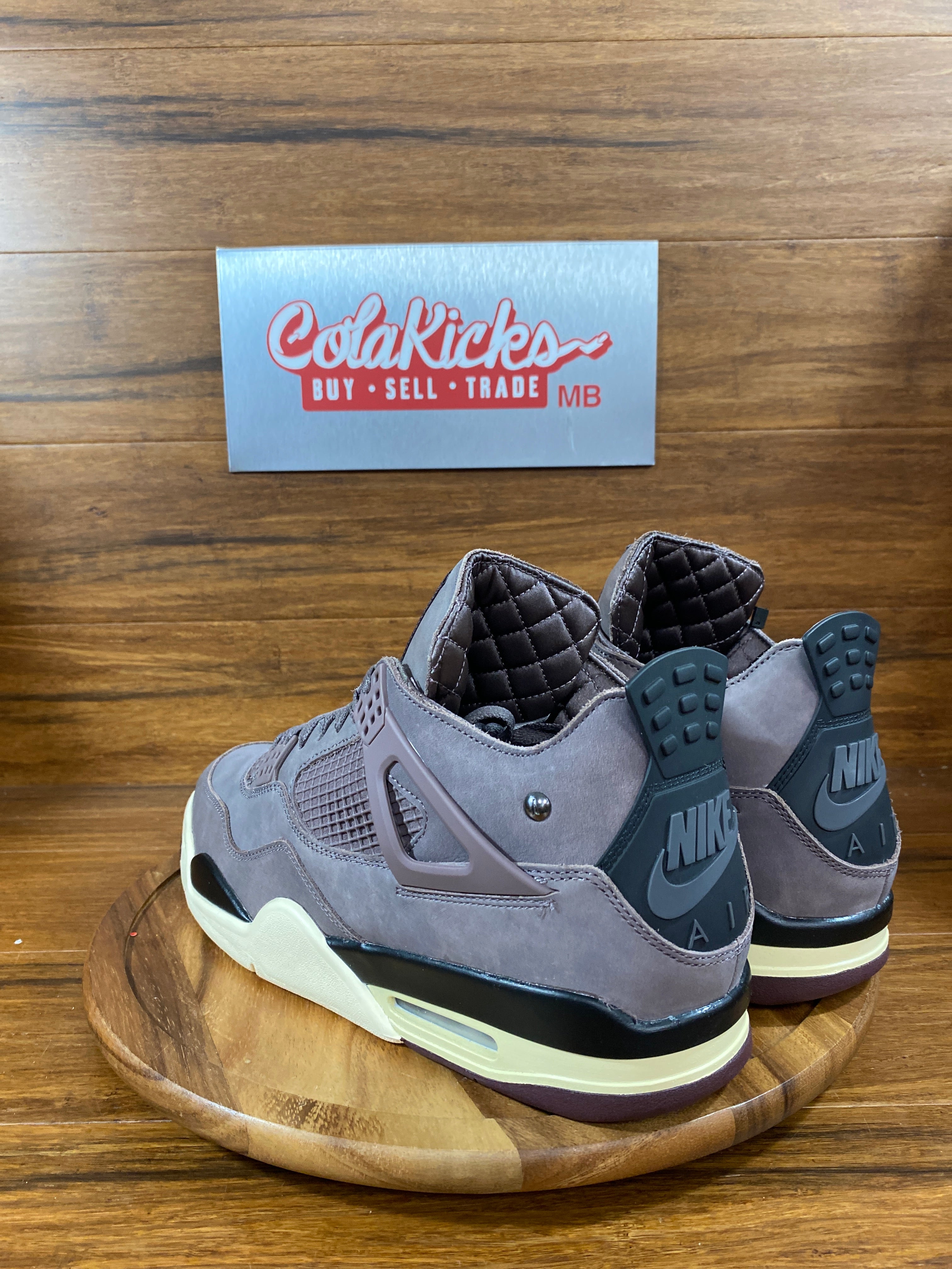 Jordan 4 Retro SP A Ma Maniére Violet Ore