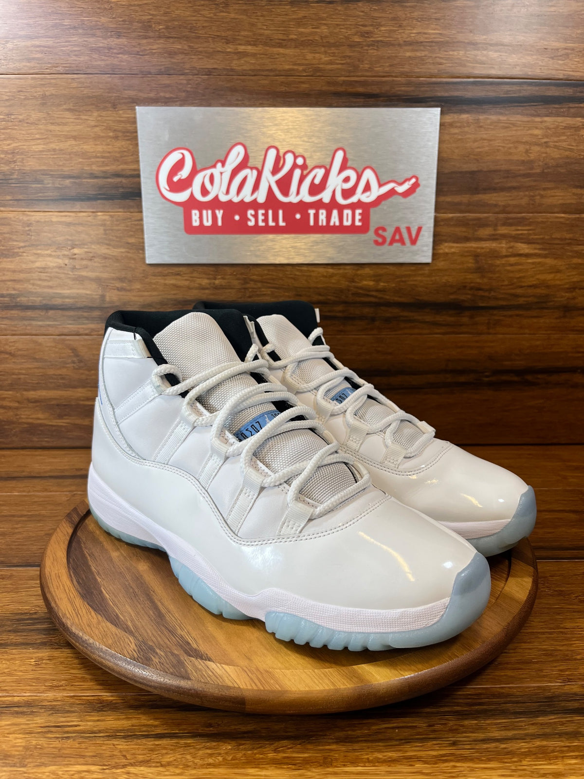 Jordan 11 Retro Legend Blue (2024)