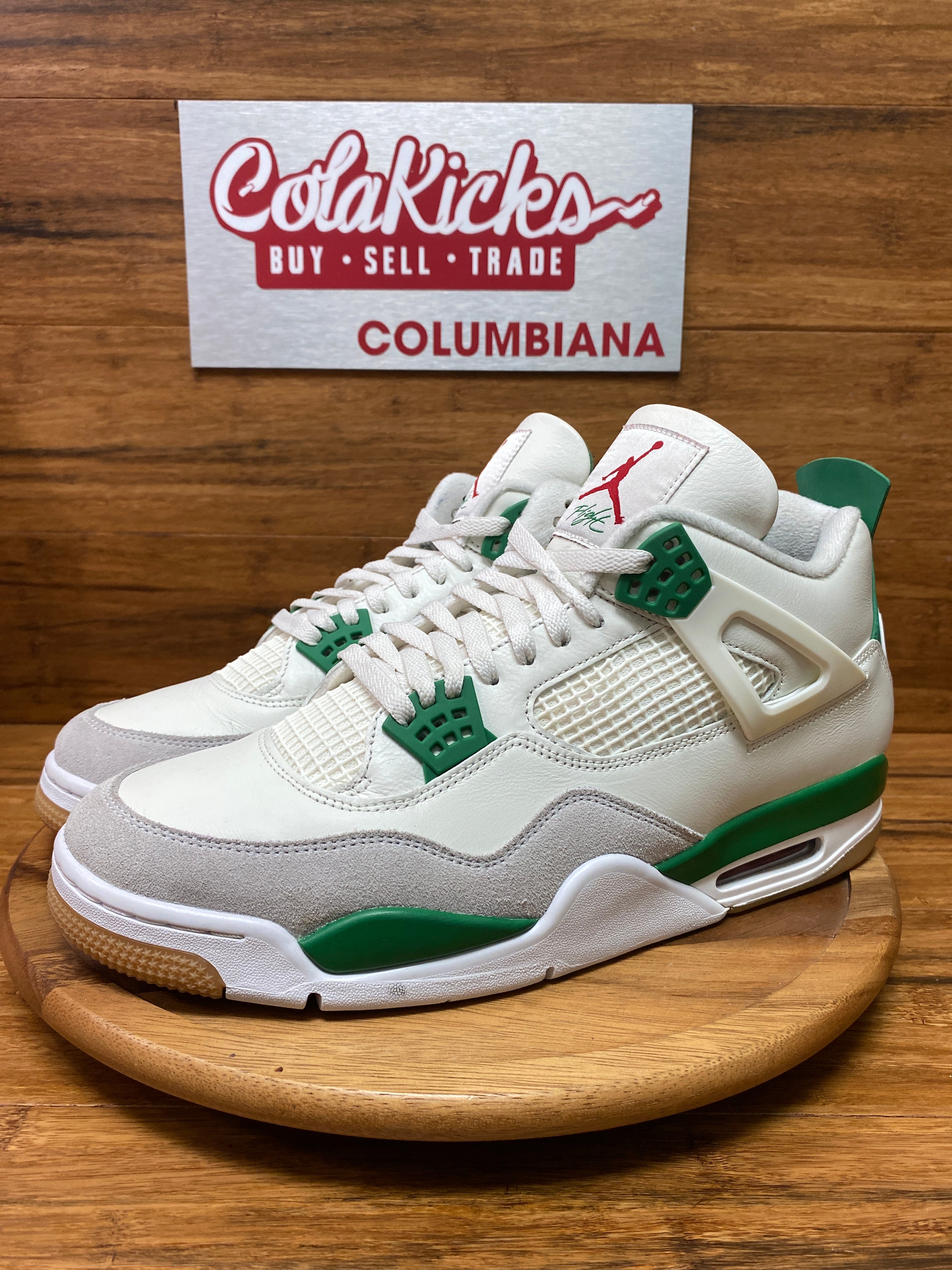 Jordan 4 Retro SB Pine Green