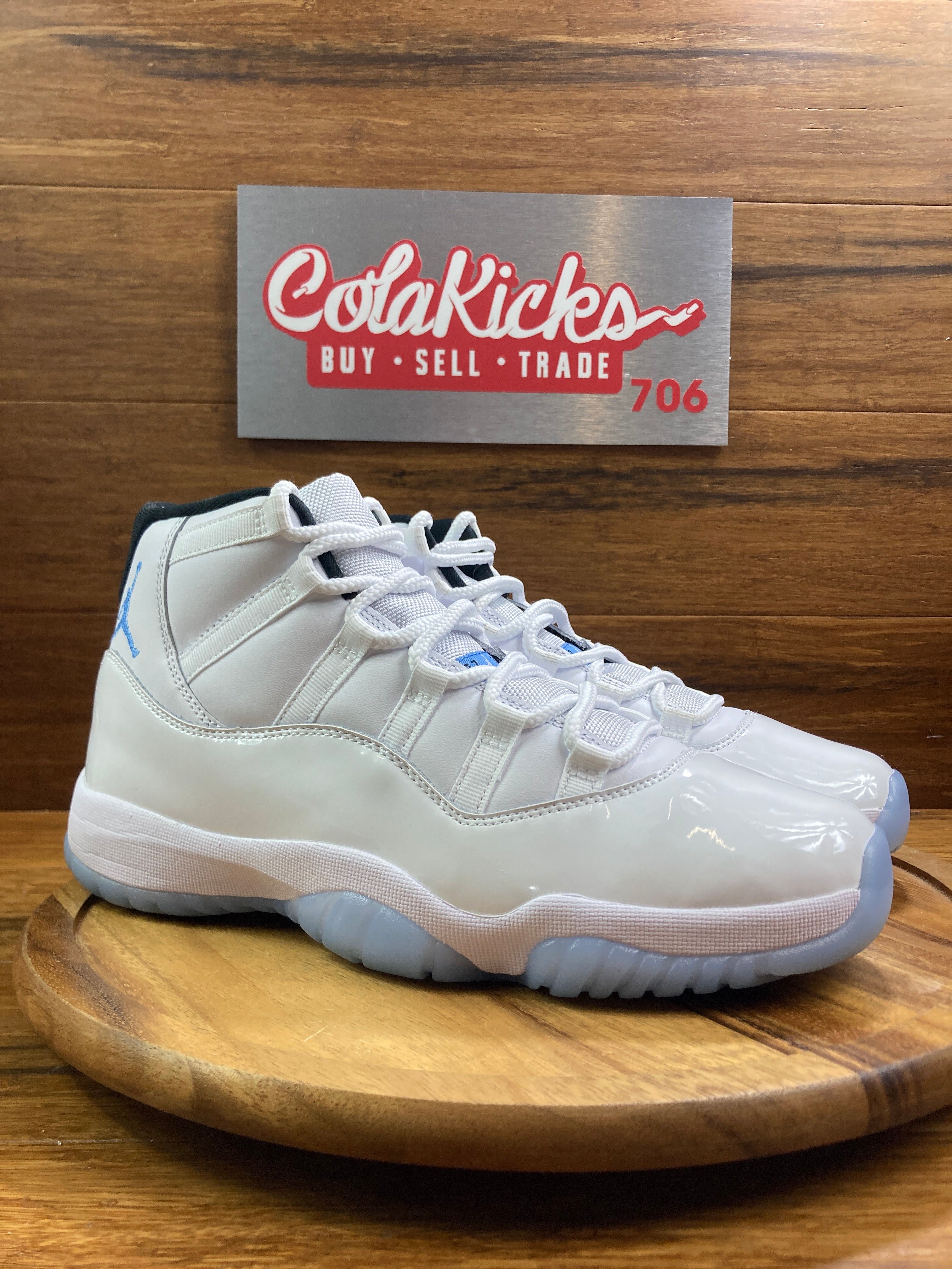 Jordan 11 Retro Legend Blue (2024)