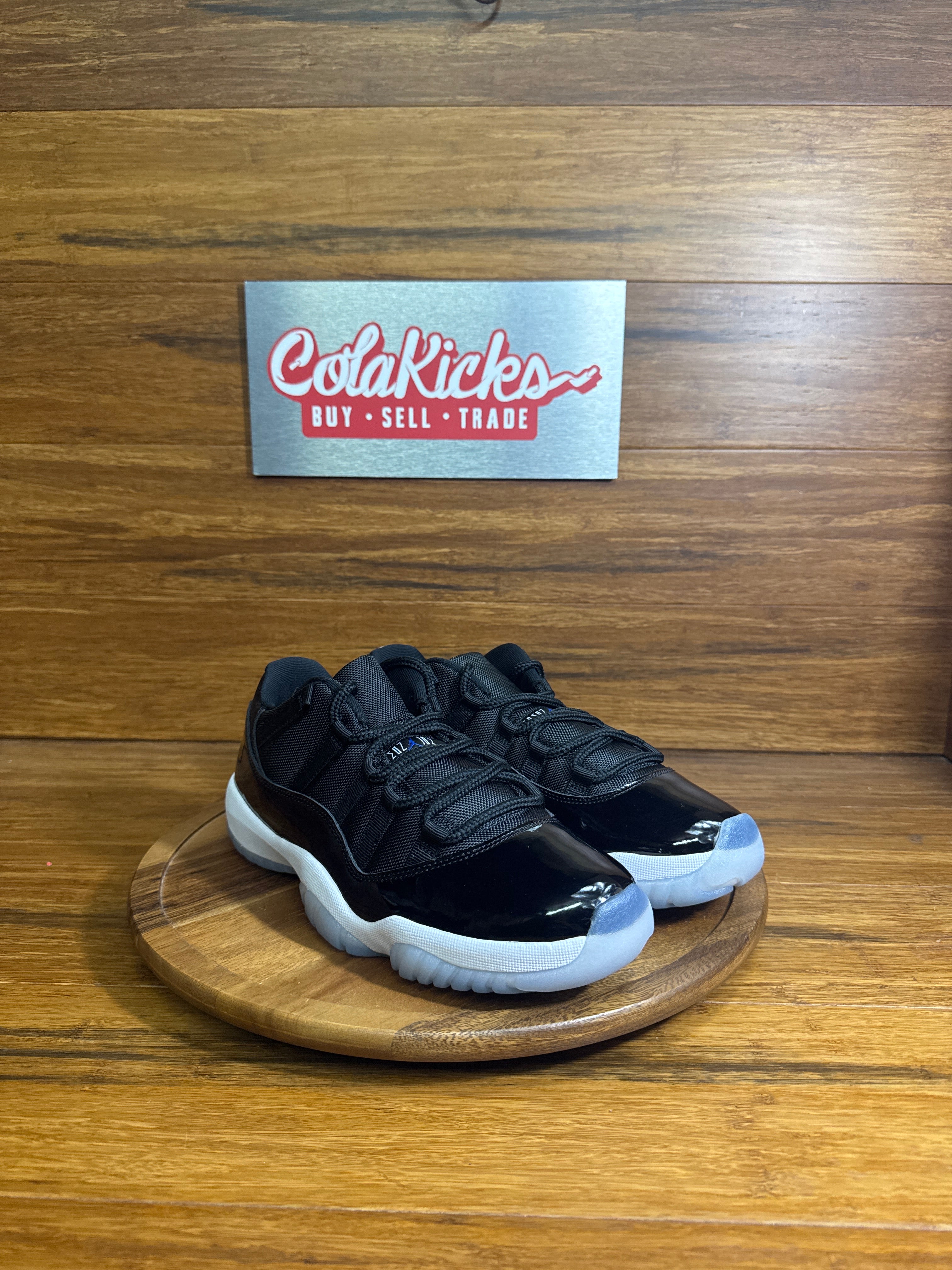 Jordan 11 Retro Low Space Jam
