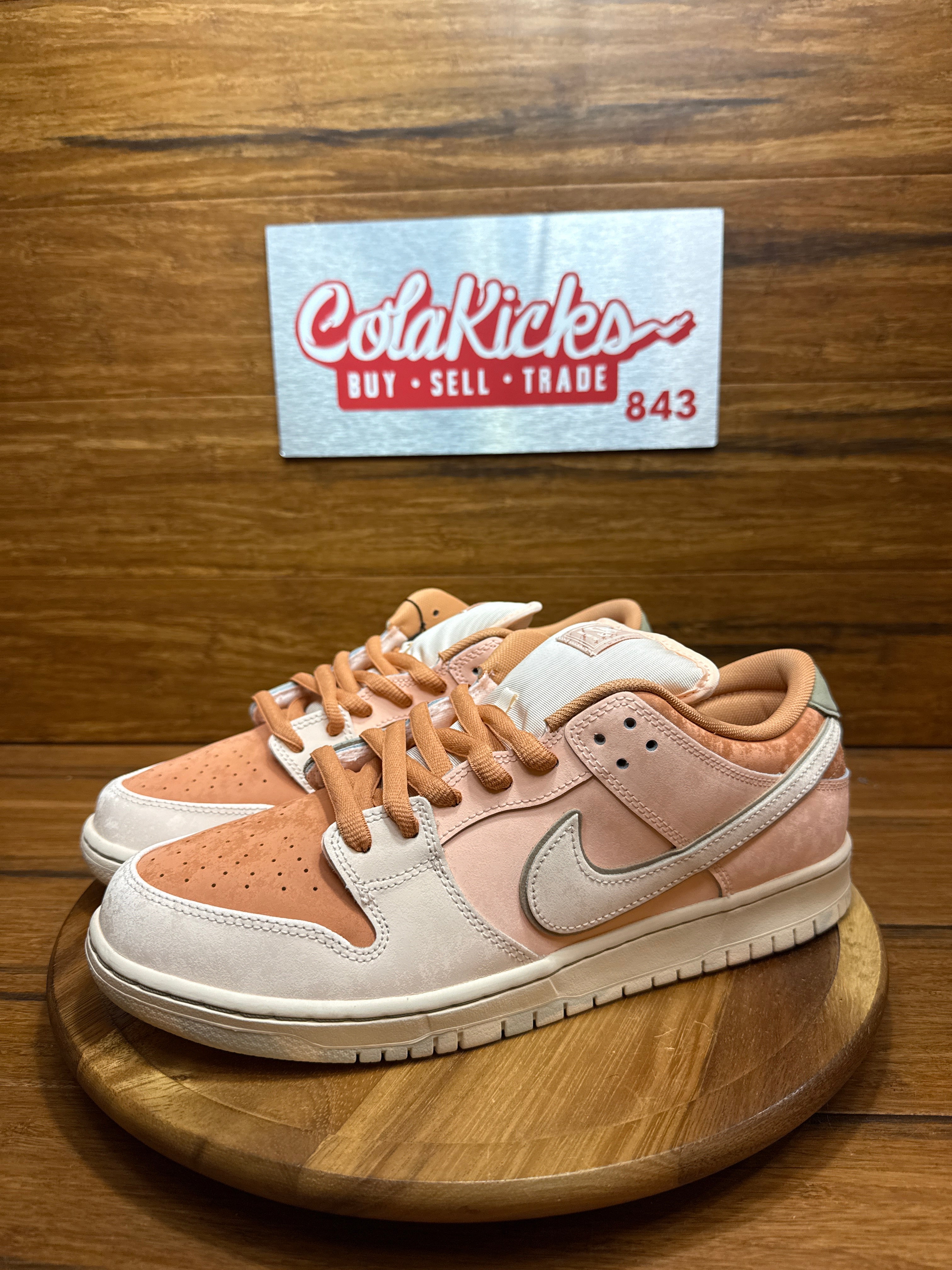 Nike SB Dunk Low Trocadéro Gardens