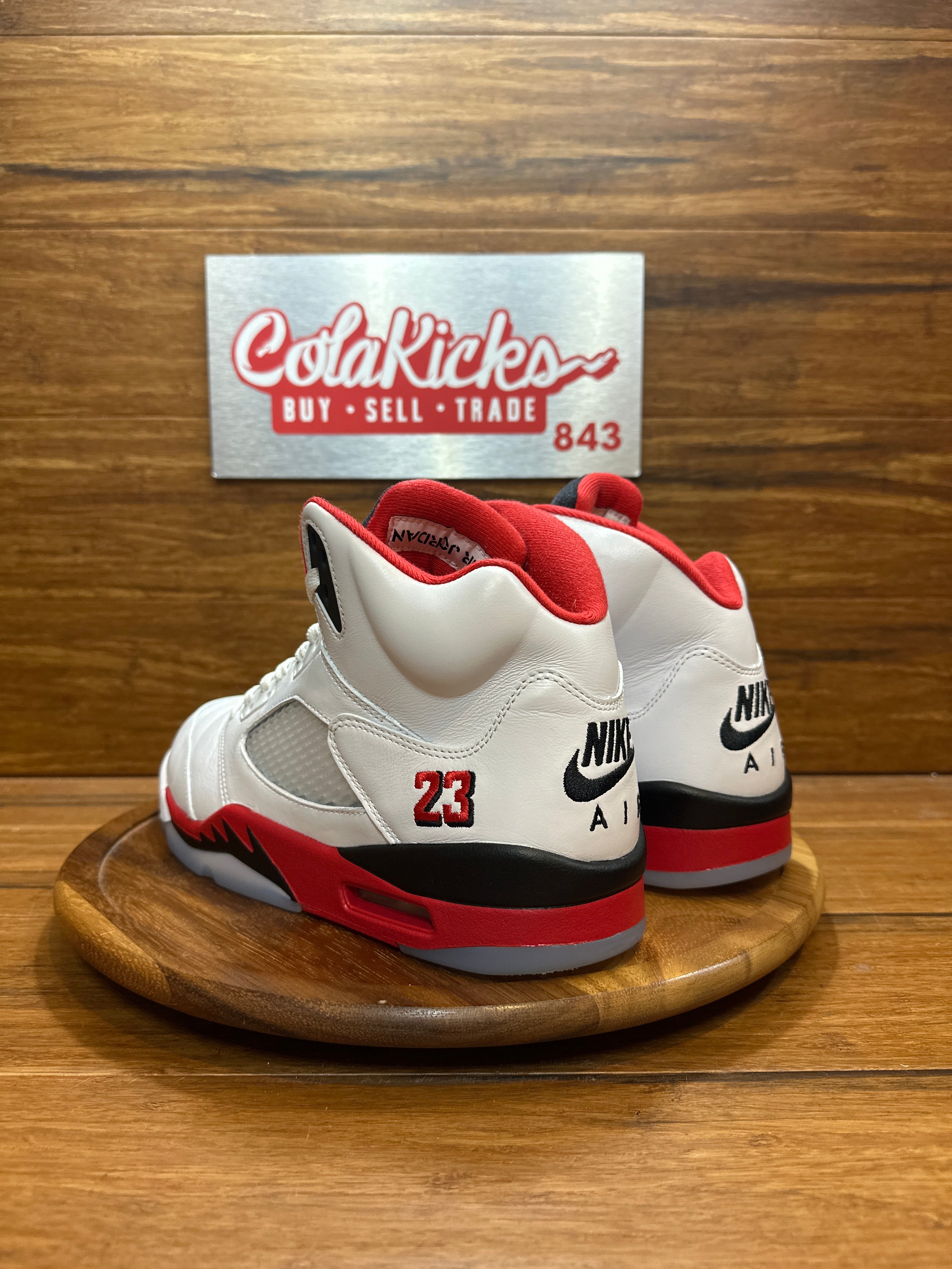 Jordan 5 Retro Fire Red Black Tongue (2025)
