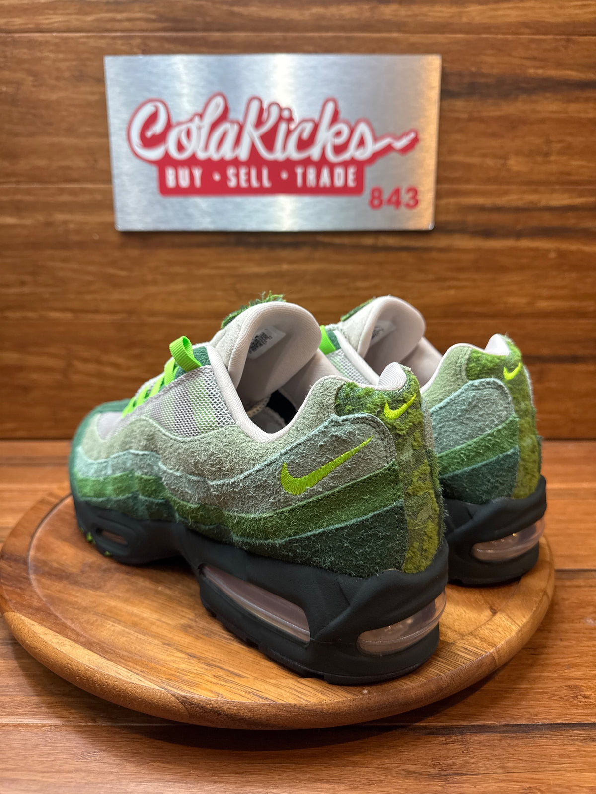 Nike Air Max 95 Big Bubble Ducks of a Feather Oregon Ducks The Woods