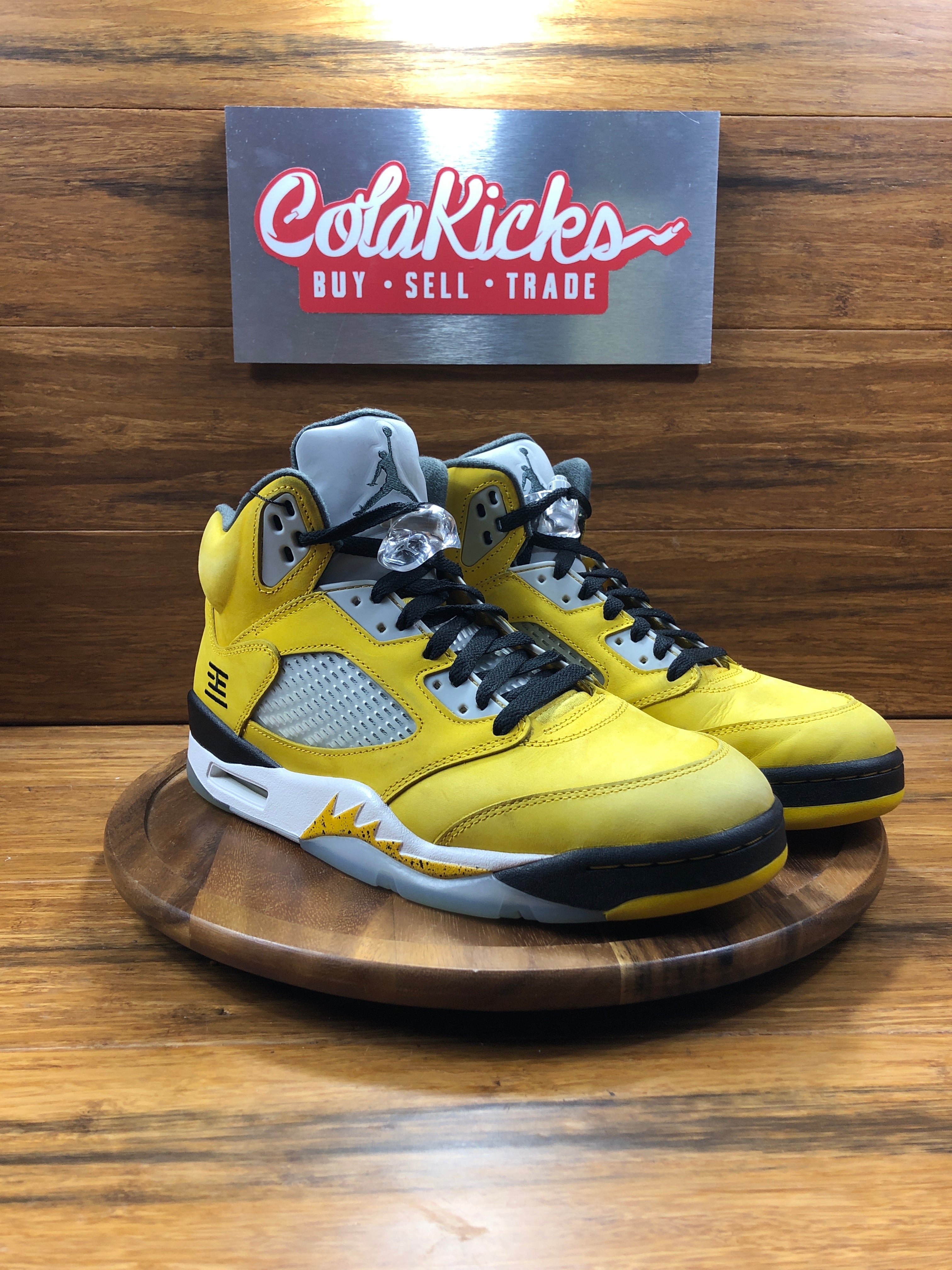 Jordan 5 Retro Tokyo T23 (2025)