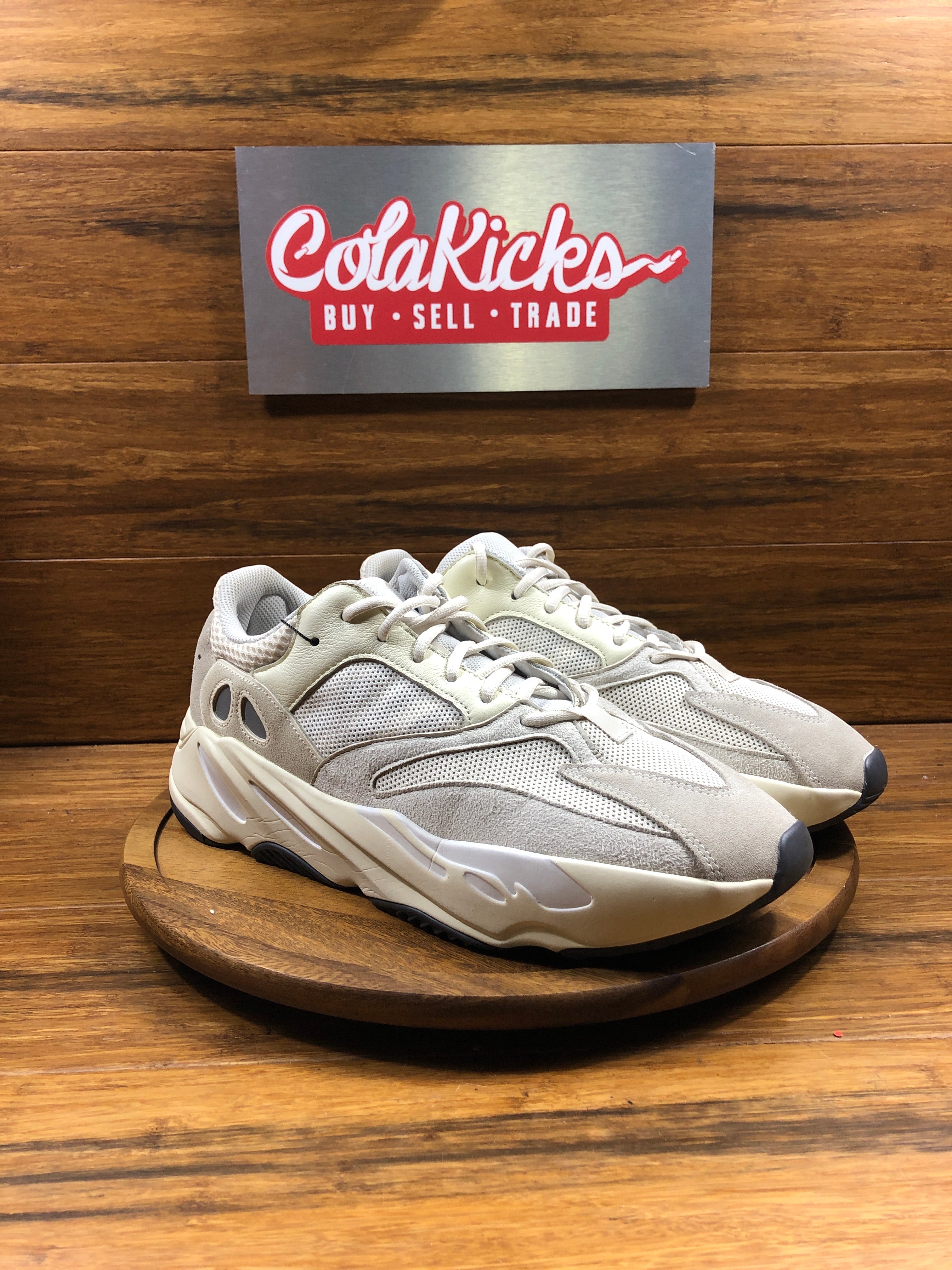adidas Yeezy Boost 700 Analog