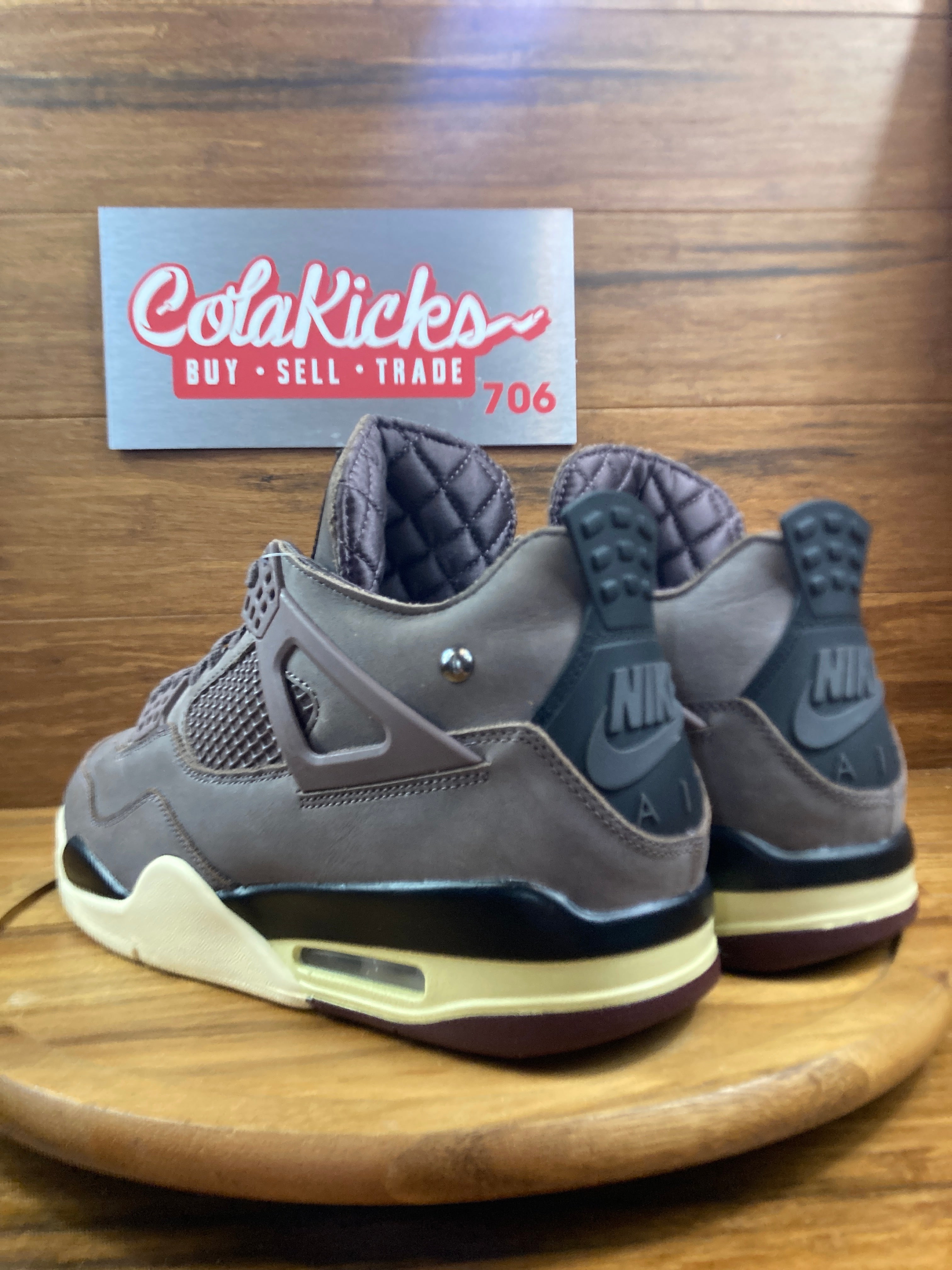 Jordan 4 Retro SP A Ma Maniére Violet Ore