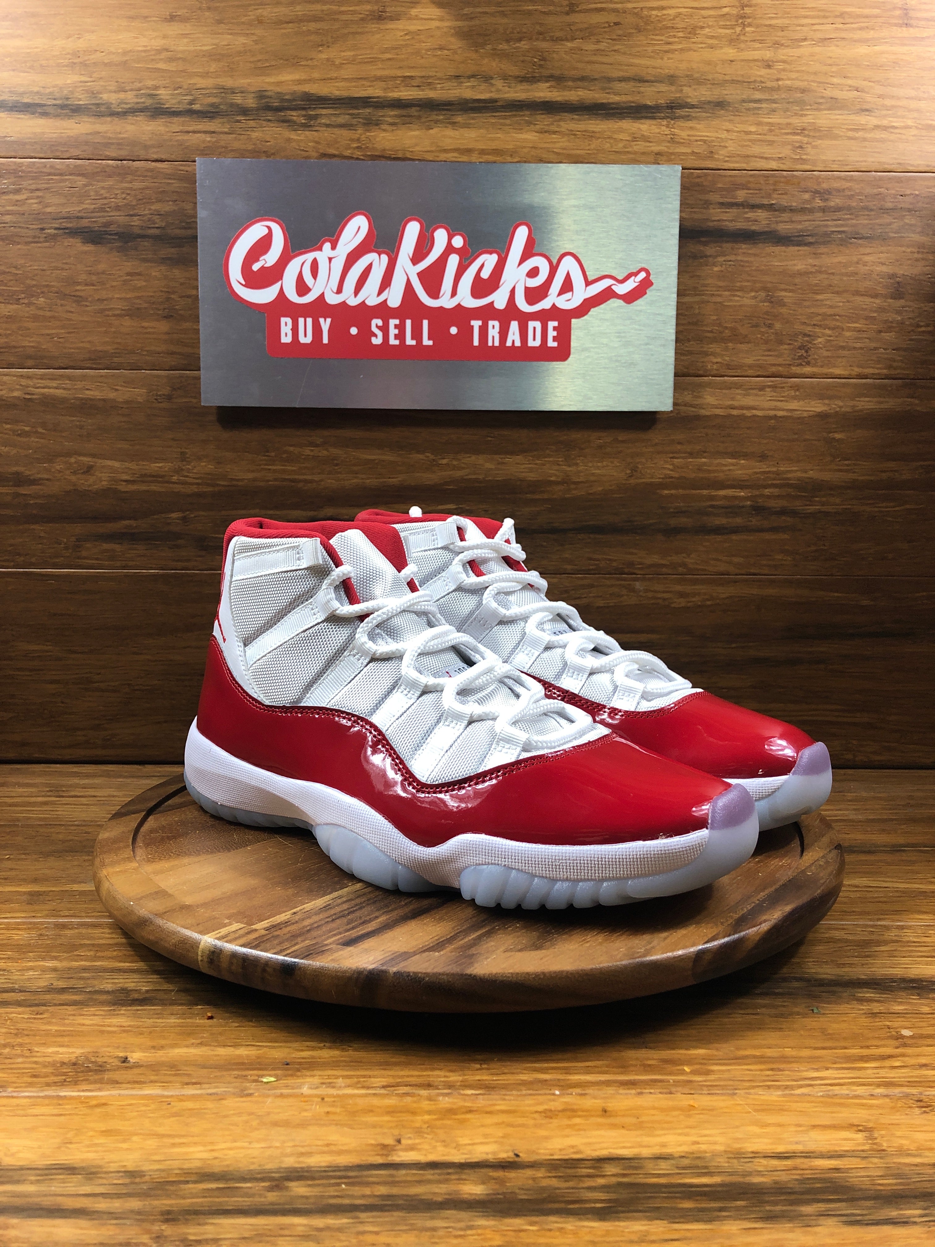 Jordan 11 Retro Cherry (2022)