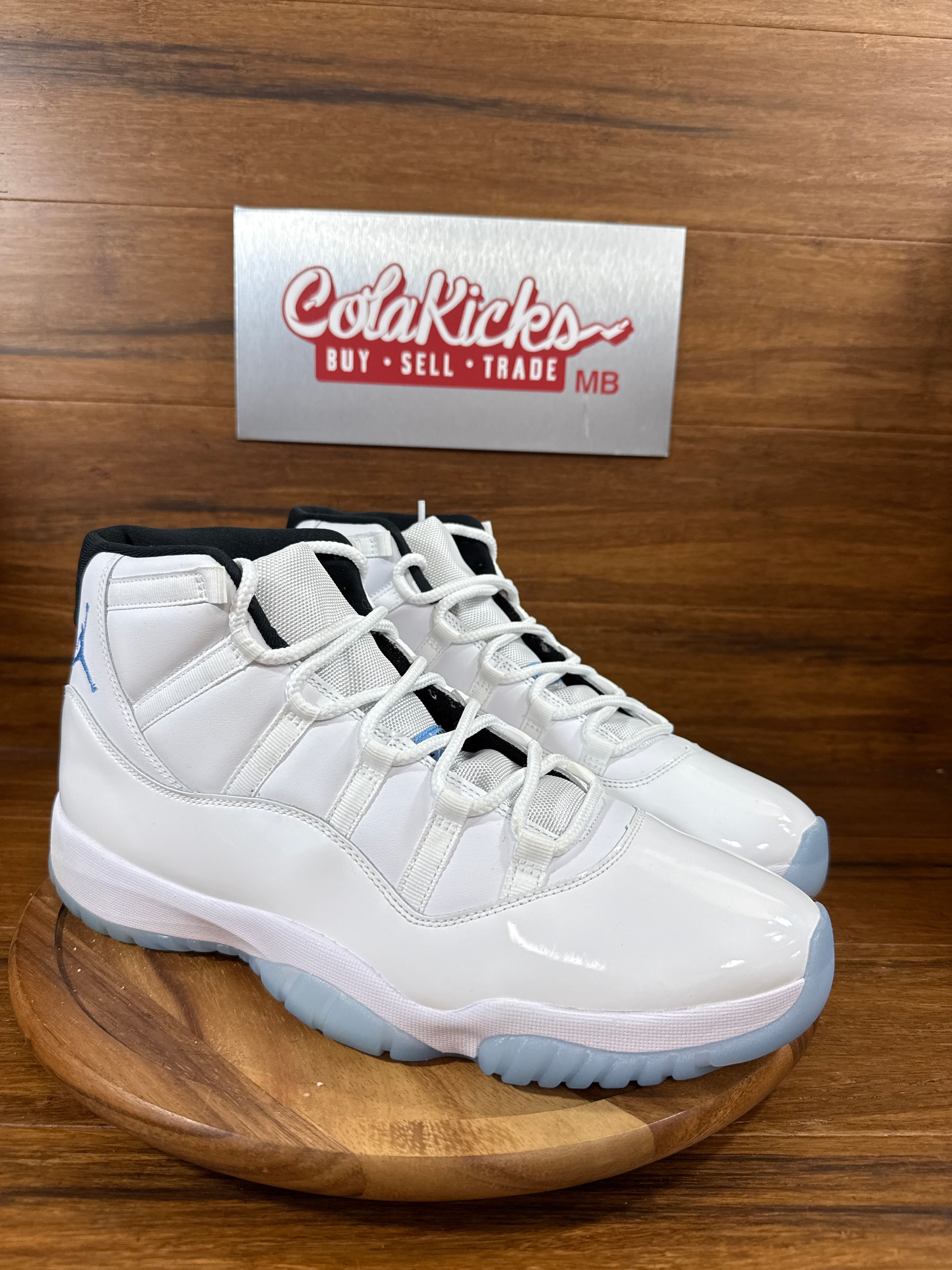 Jordan 11 Retro Legend Blue (2024)