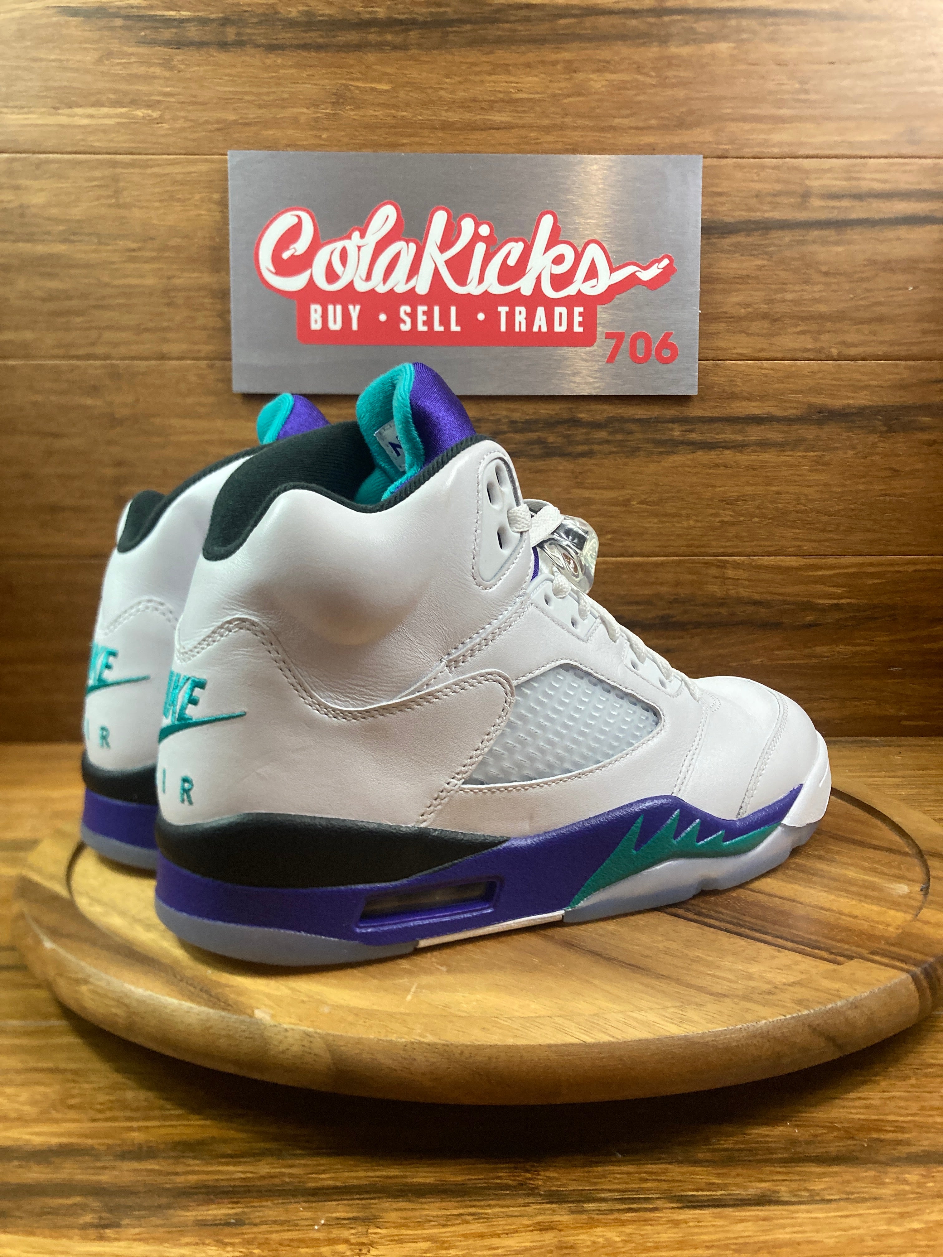 Jordan 5 Retro Grape (2025)