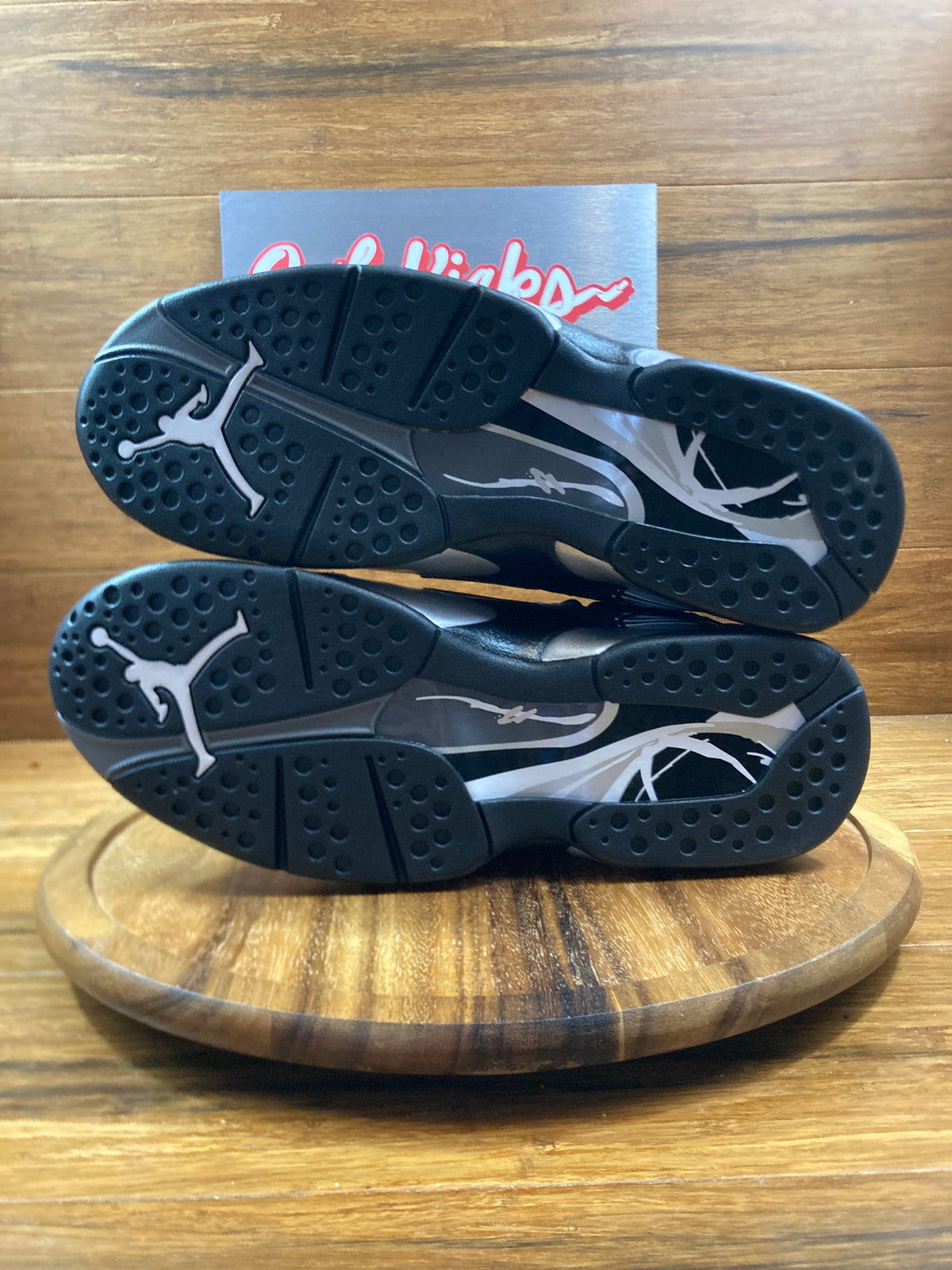 Jordan 8 Retro Chrome (2026)