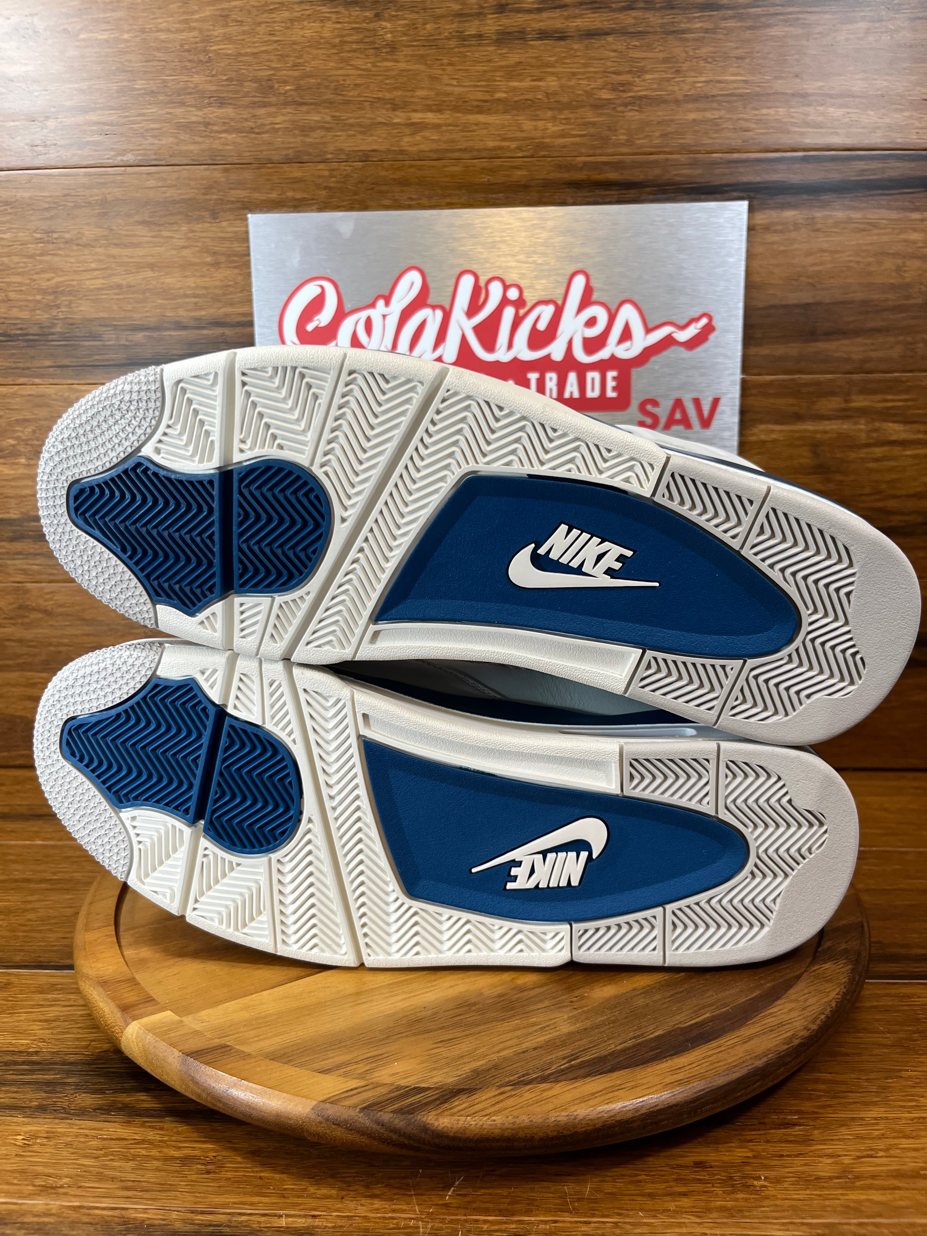 Jordan 4 Retro Military Blue (2024)