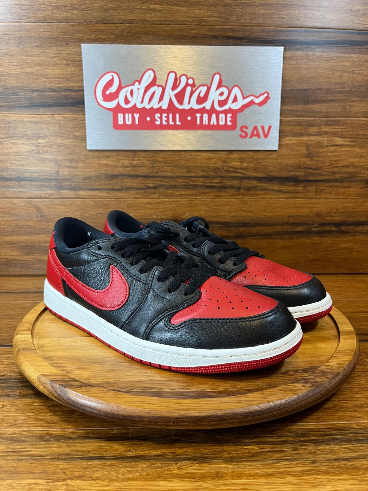 Jordan 1 Retro Low OG Banned