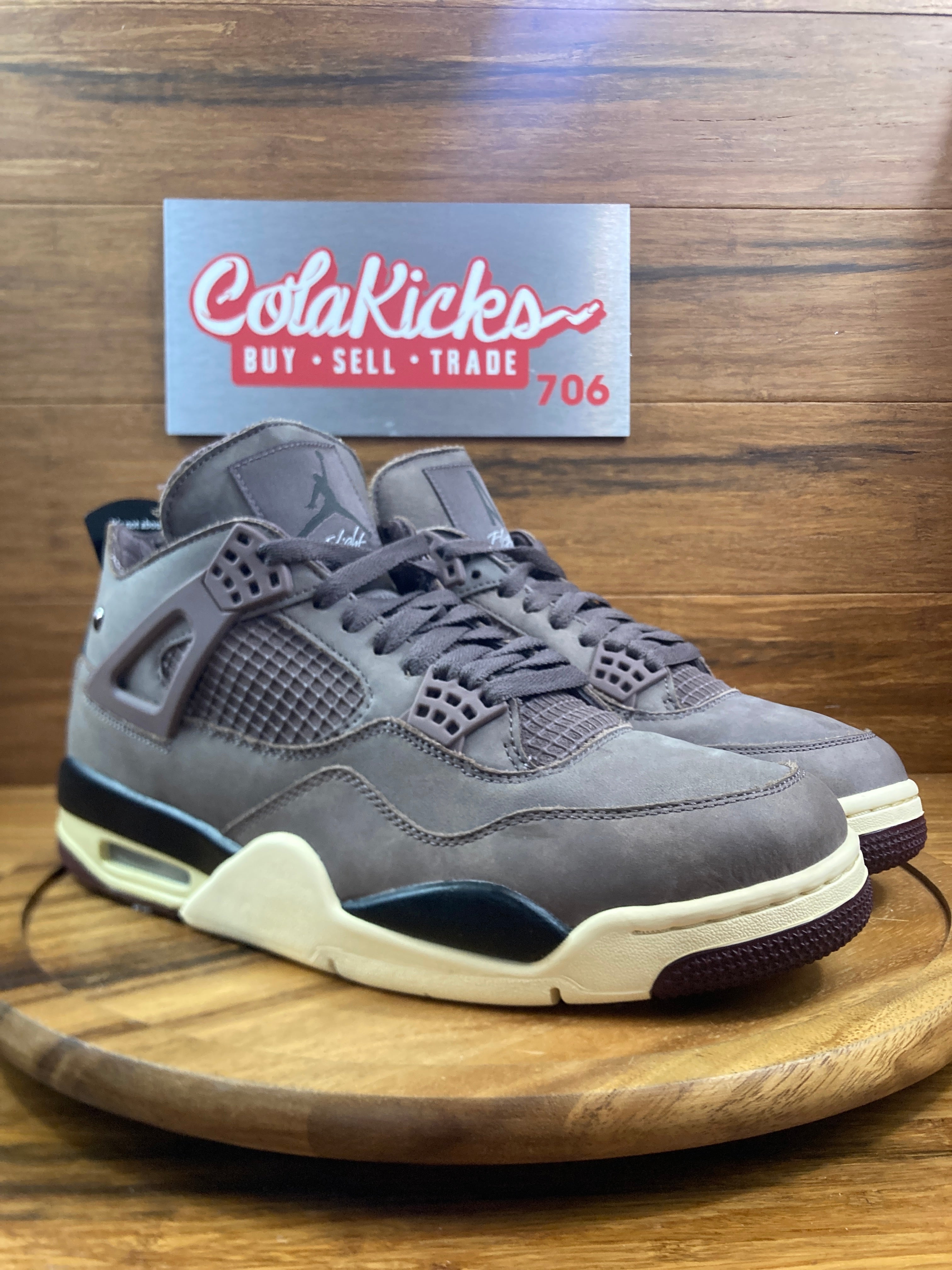 Jordan 4 Retro SP A Ma Maniére Violet Ore