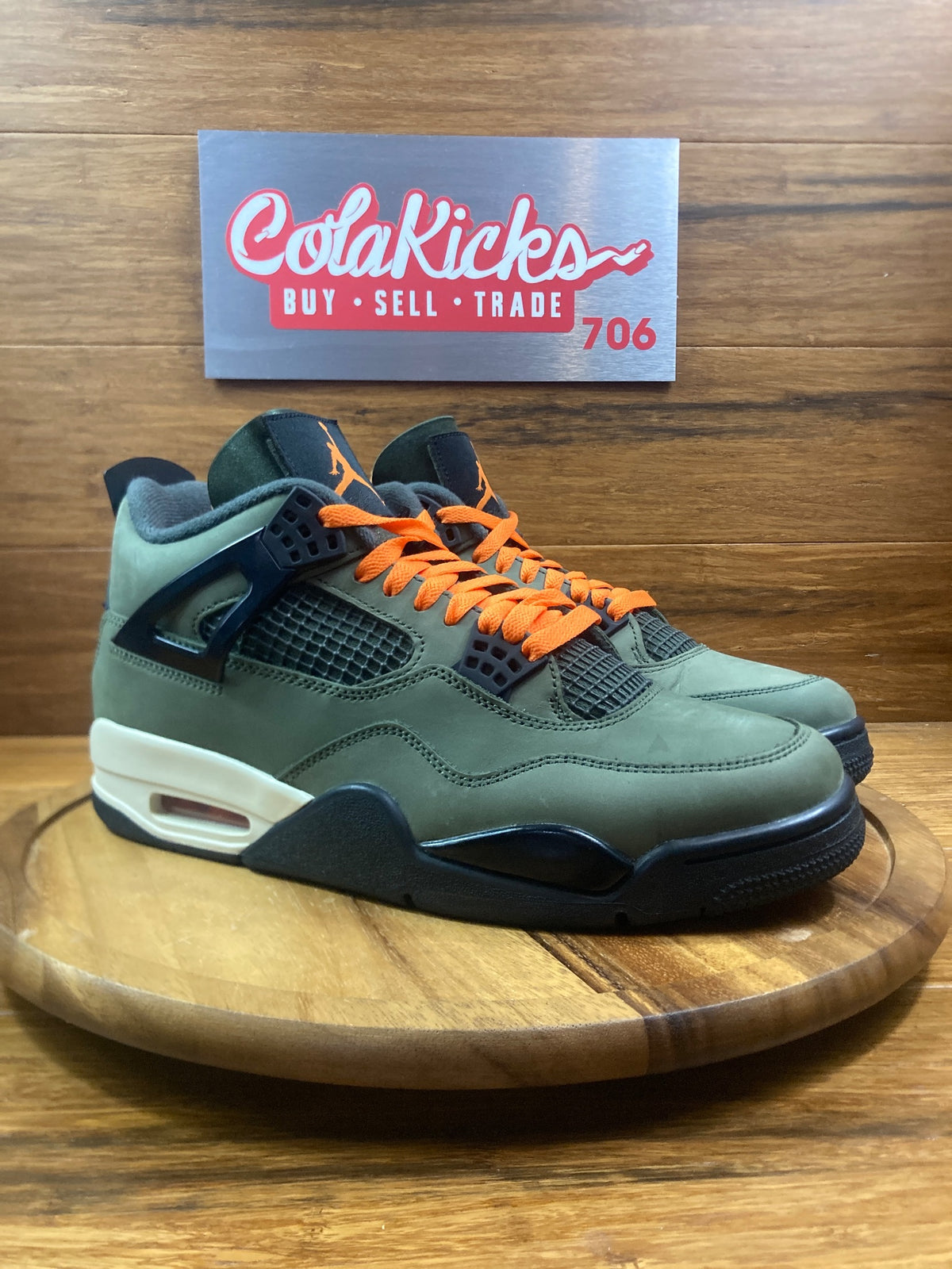 Jordan 4 Retro OG SP Undefeated (2025)