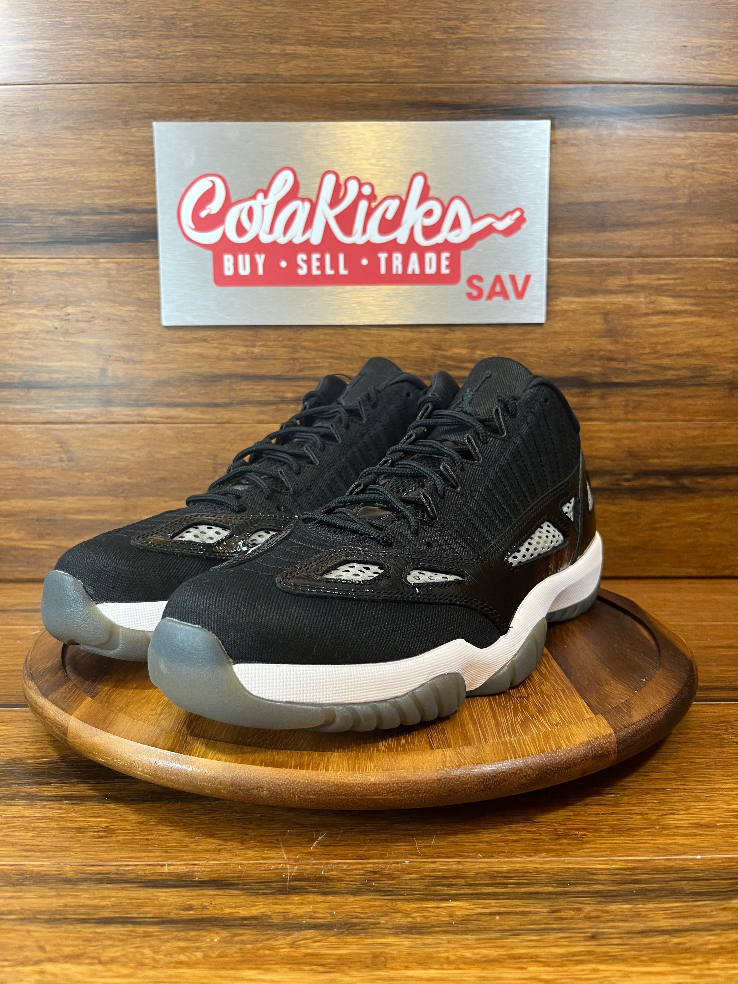 Jordan 11 Retro Low IE Craft Black White