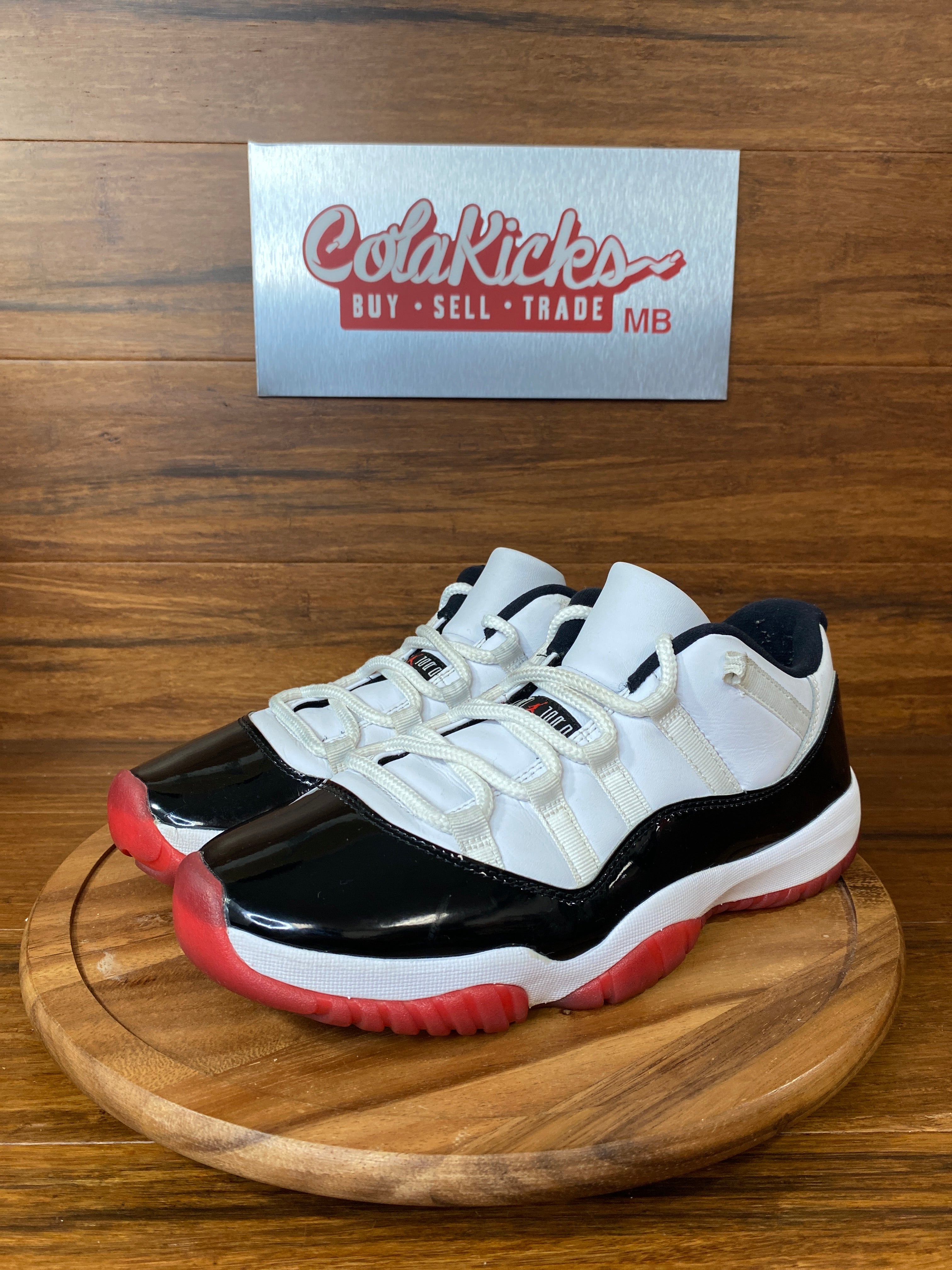 Jordan 11 Retro Low Concord Bred