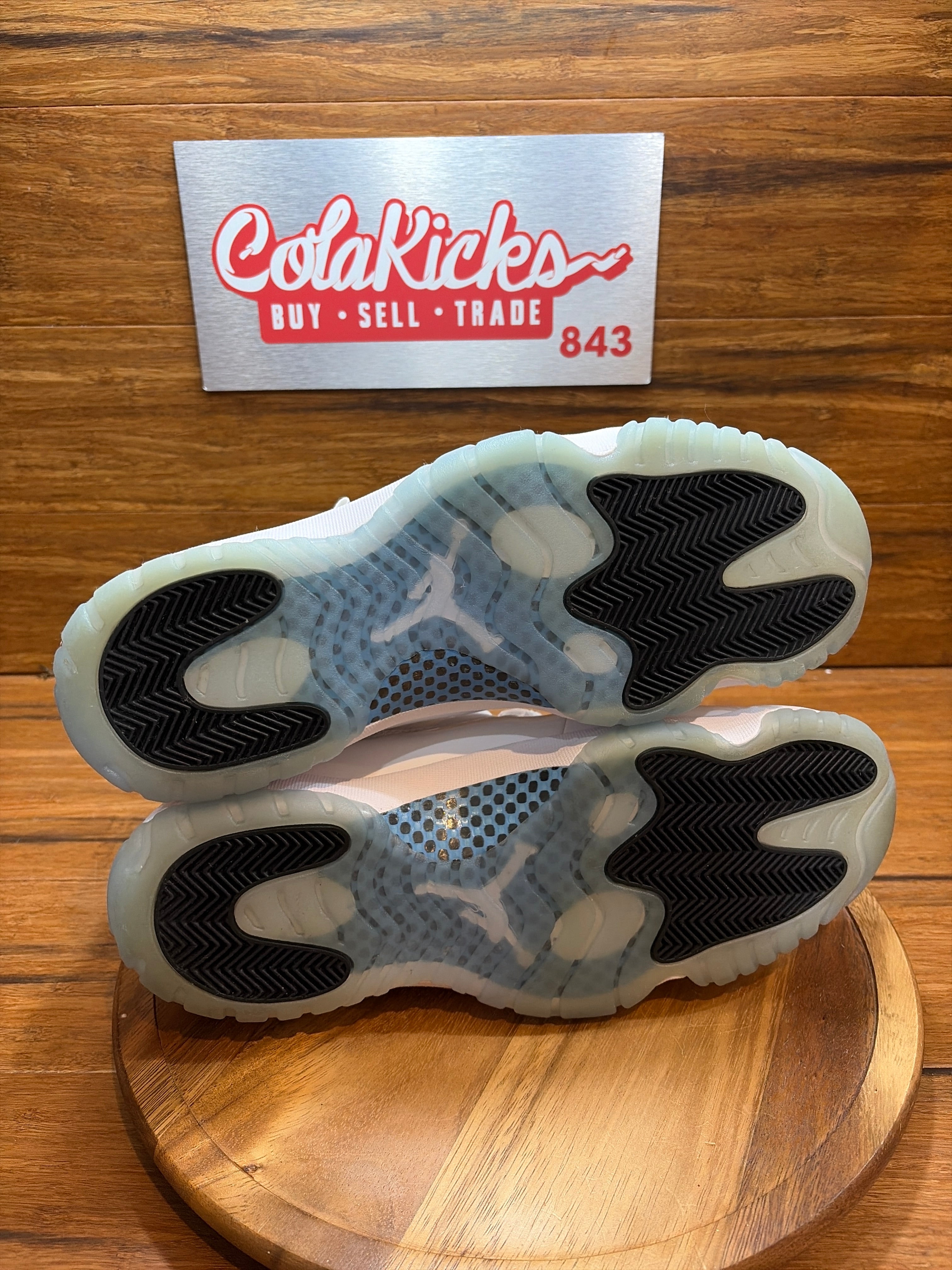Jordan 11 Retro Legend Blue (2024)