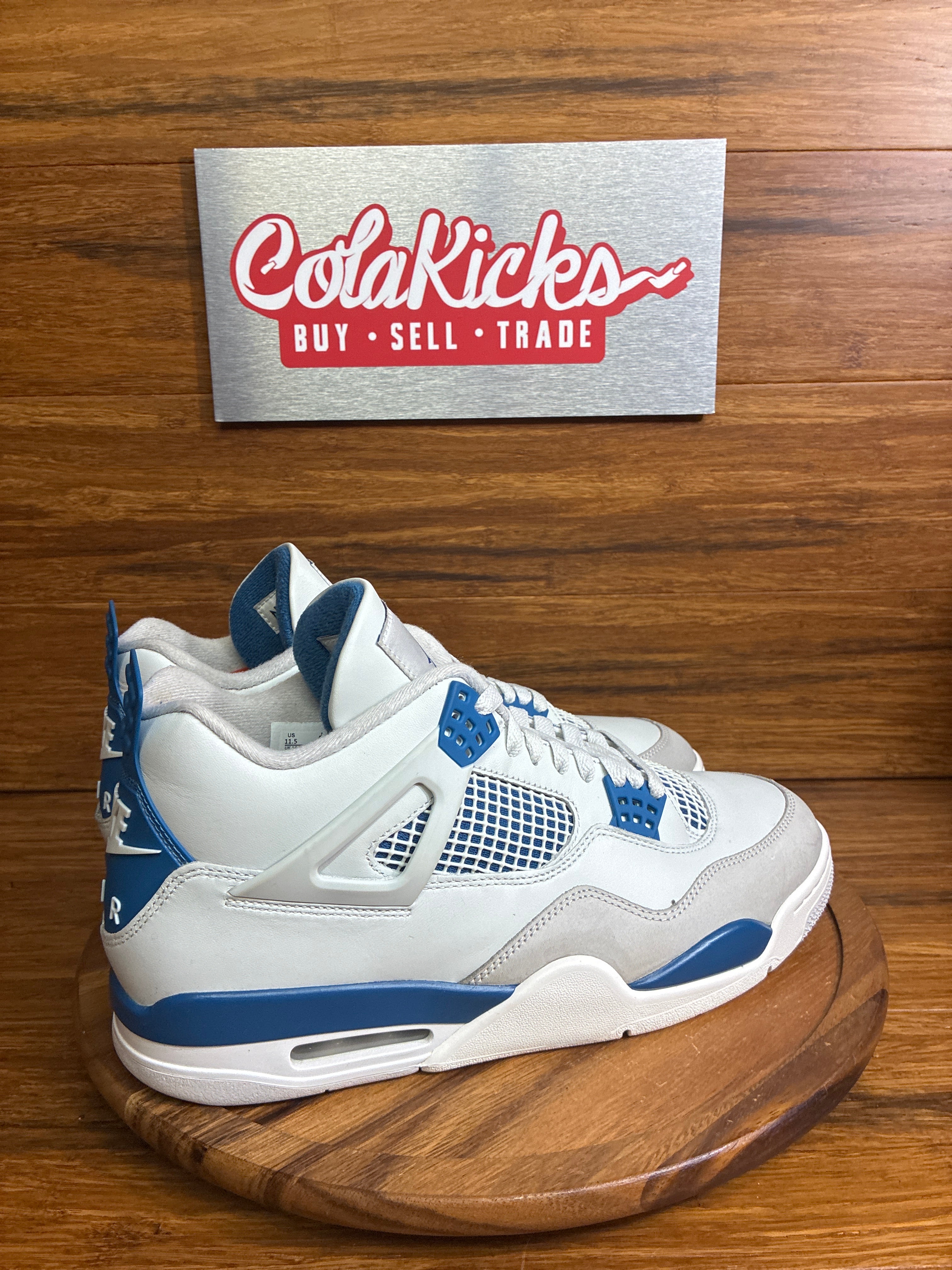 Jordan 6 Retro Midnight Navy (2022)