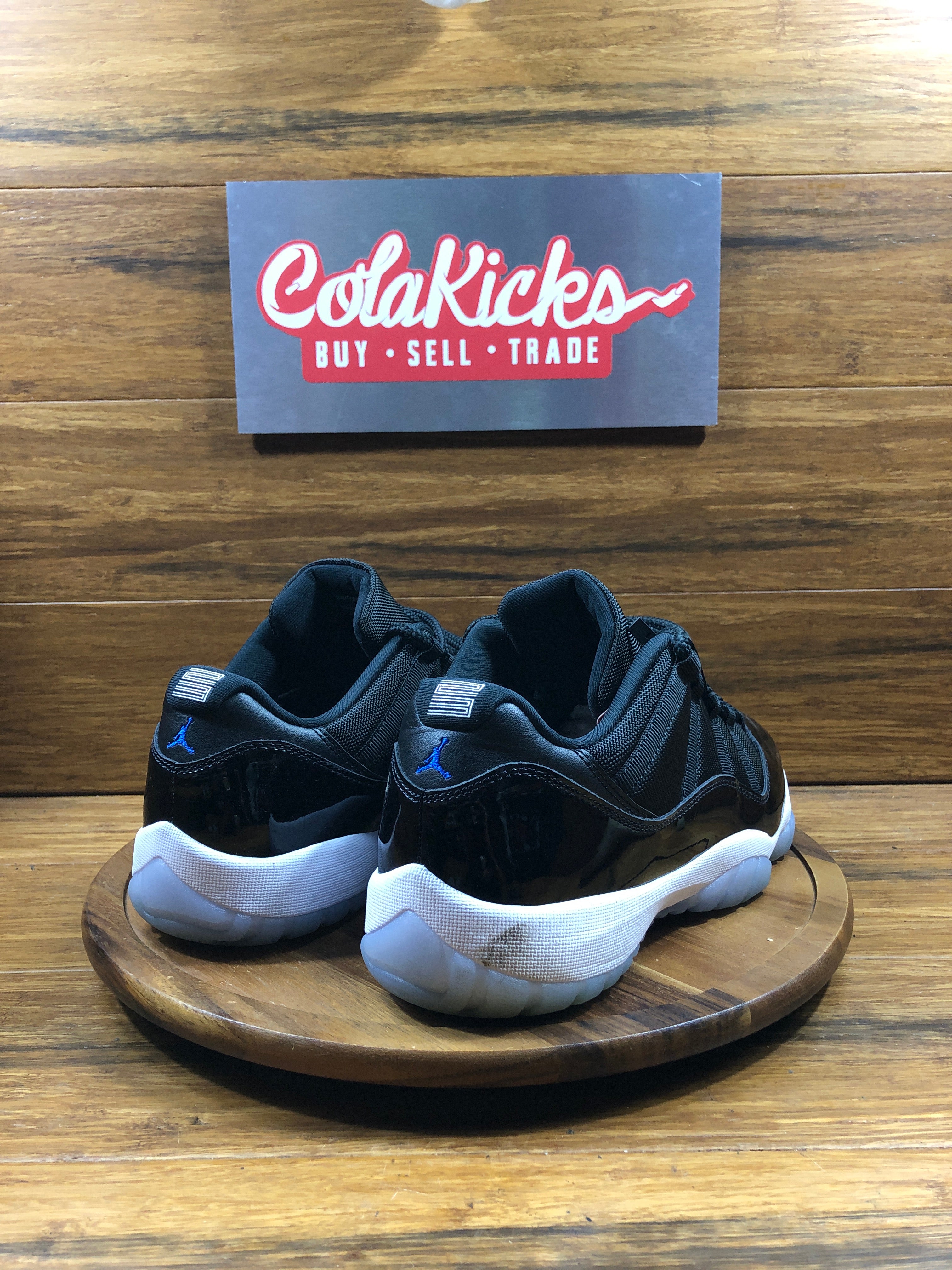 Jordan 11 Retro Low Space Jam