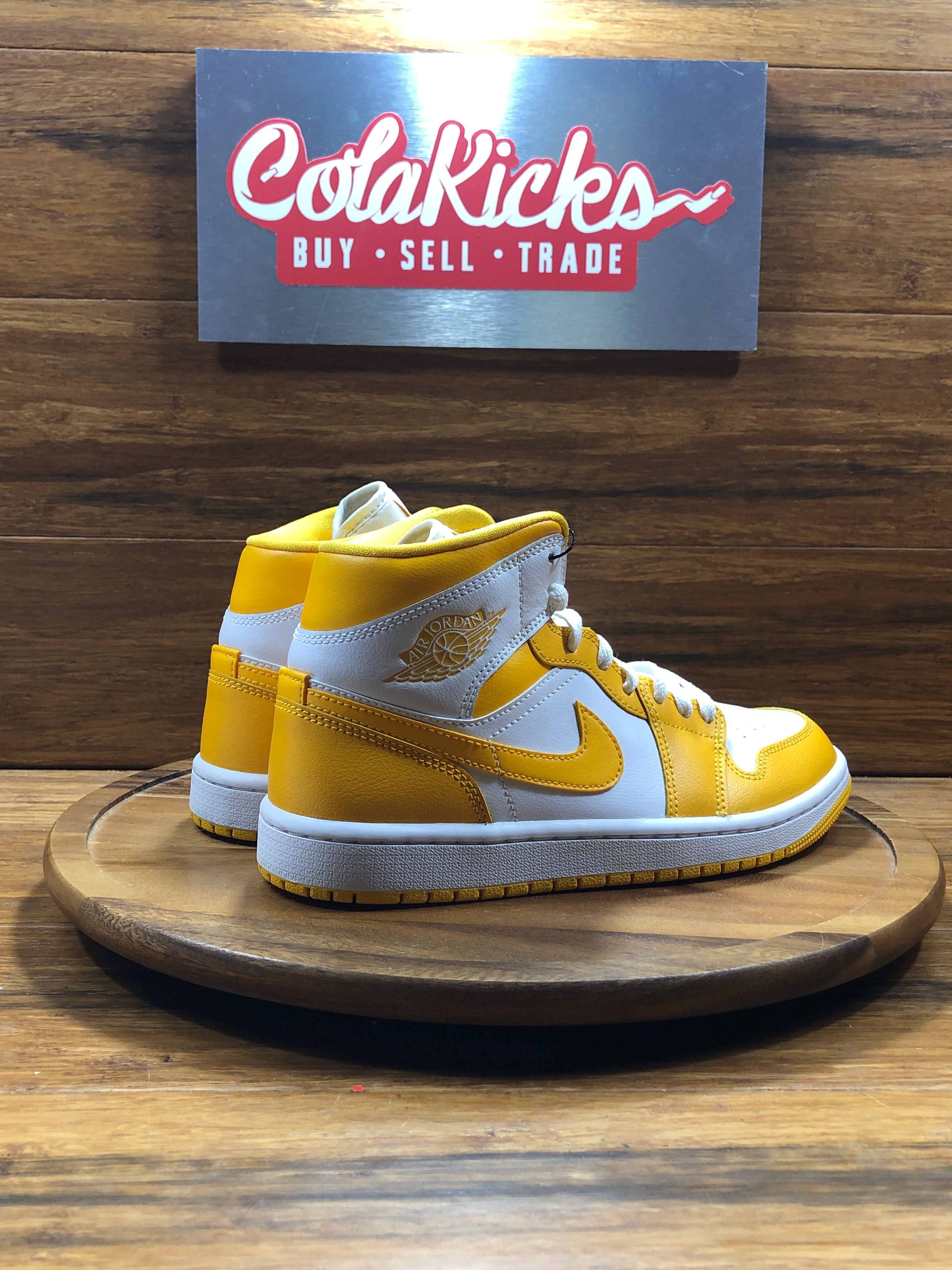 Jordan 1 Mid White University Gold (Women's)