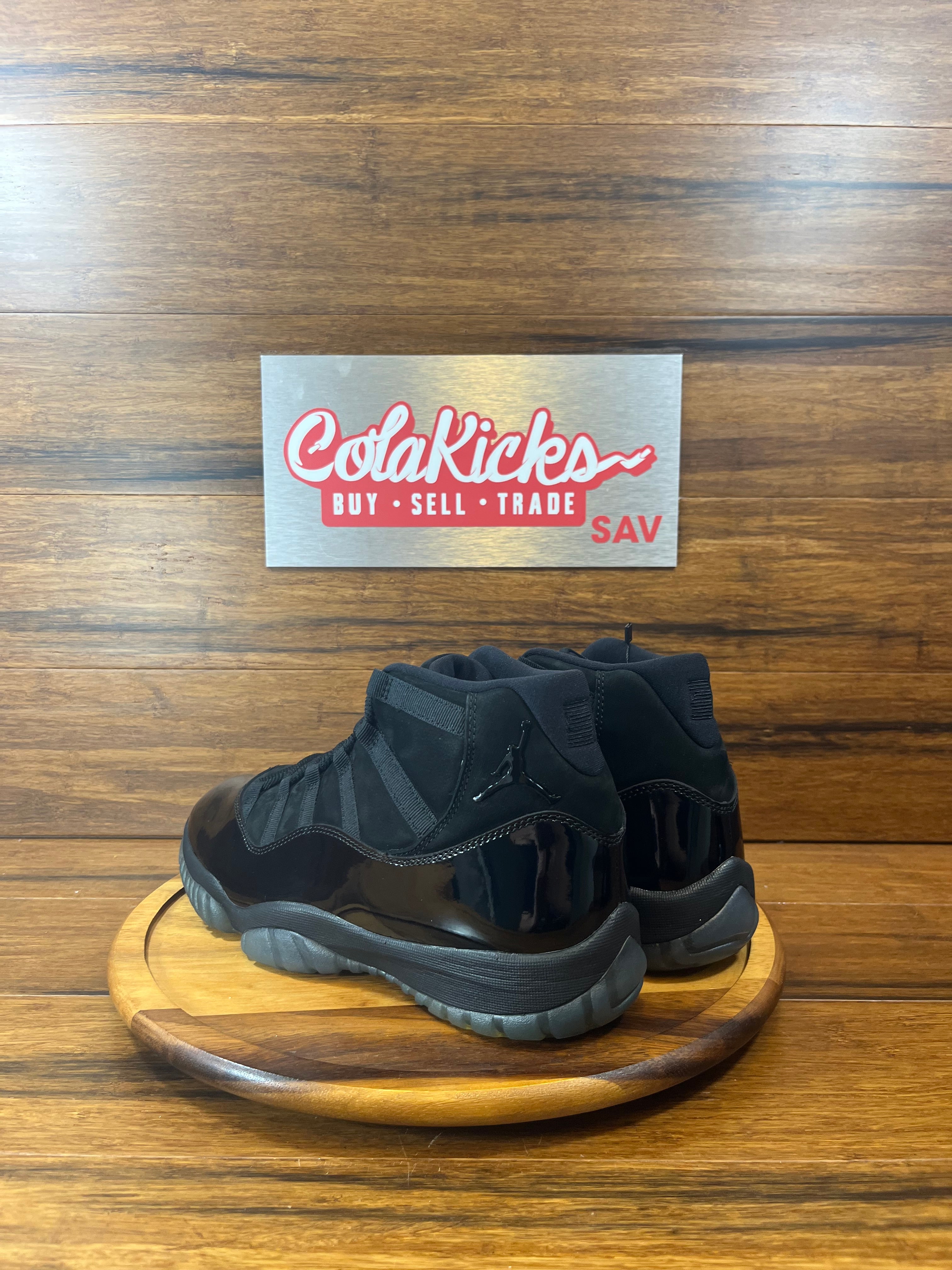 Jordan 11 Retro Cap and Gown