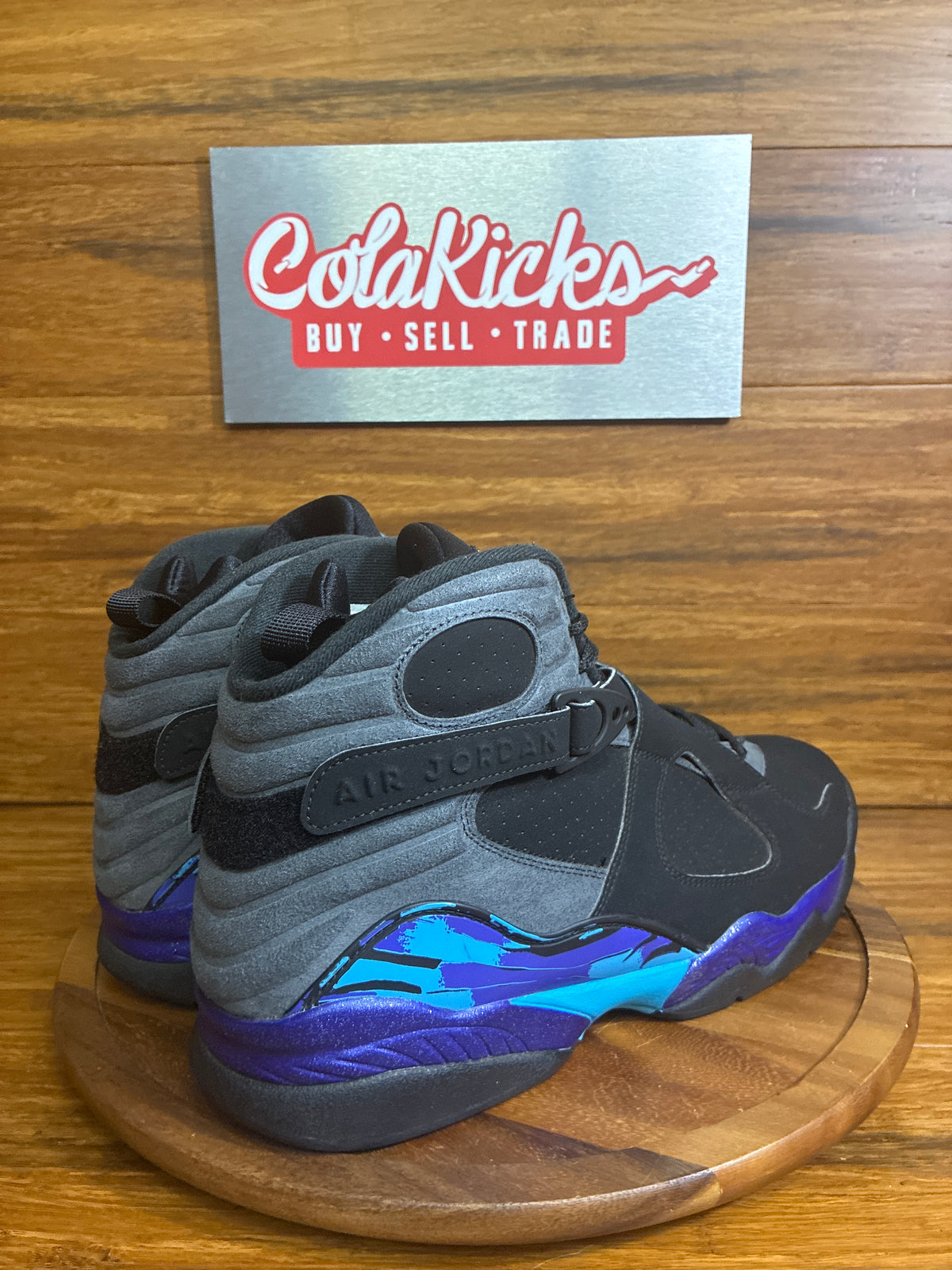 Jordan 8 Retro Aqua (2015)