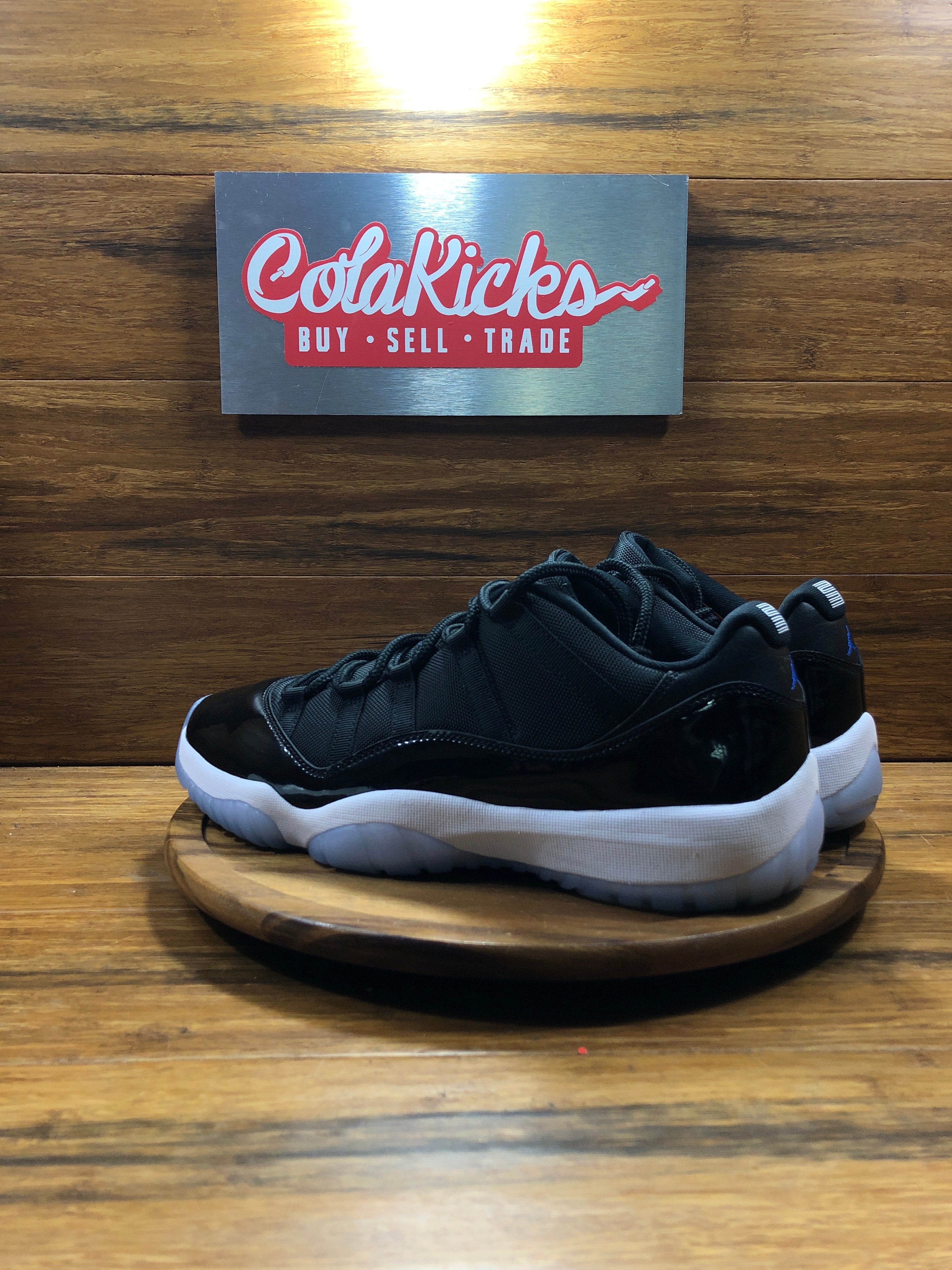 Jordan 11 Retro Low Space Jam